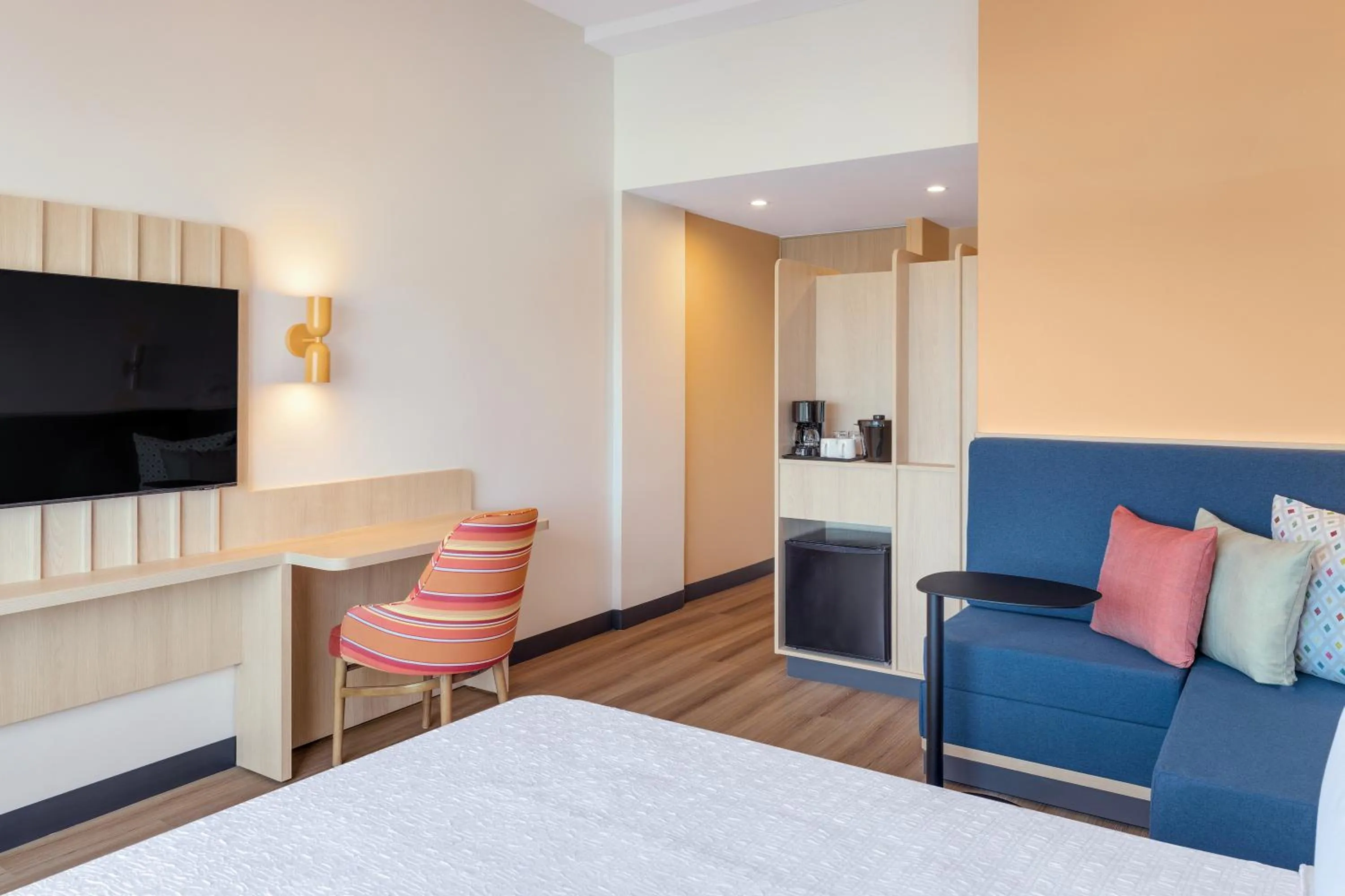 Bedroom, Bed in Hampton By Hilton Guanacaste Airport