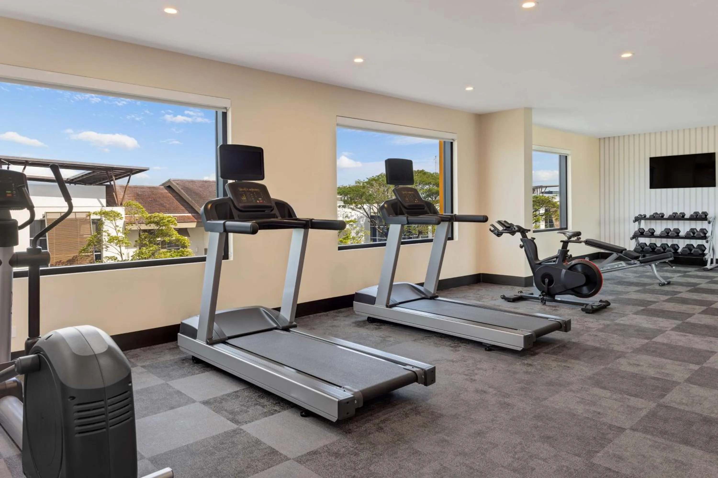 Fitness centre/facilities in Hampton By Hilton Guanacaste Airport