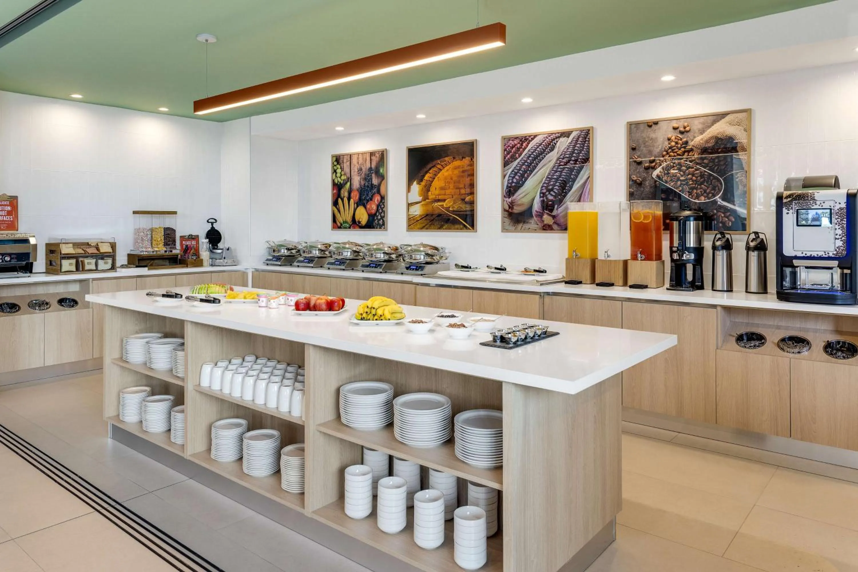 Breakfast in Hampton By Hilton Guanacaste Airport