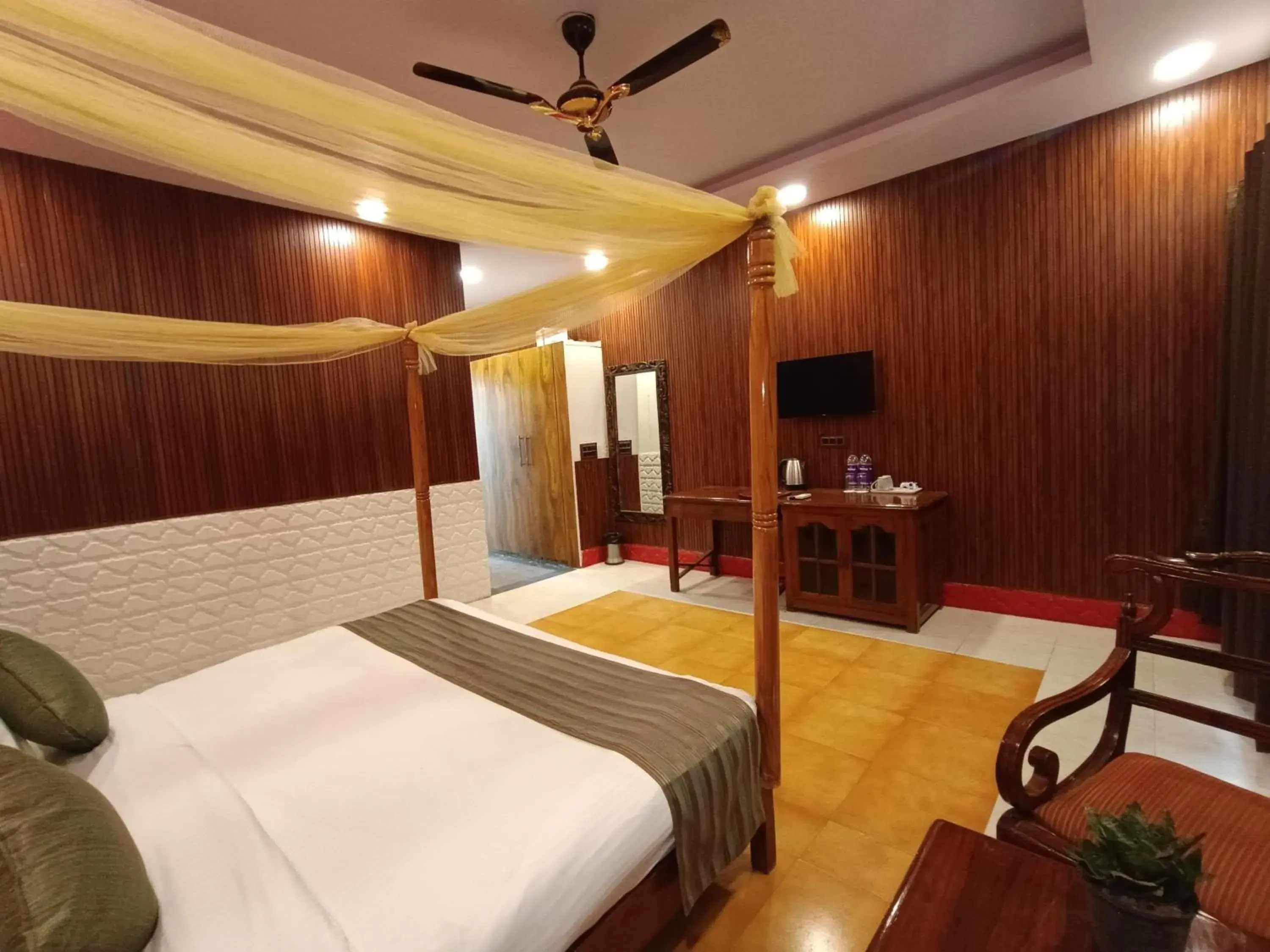 Superior Queen Room in The Grand Aurra Resorts Superior Queen Room in The Grand Aurra Resorts