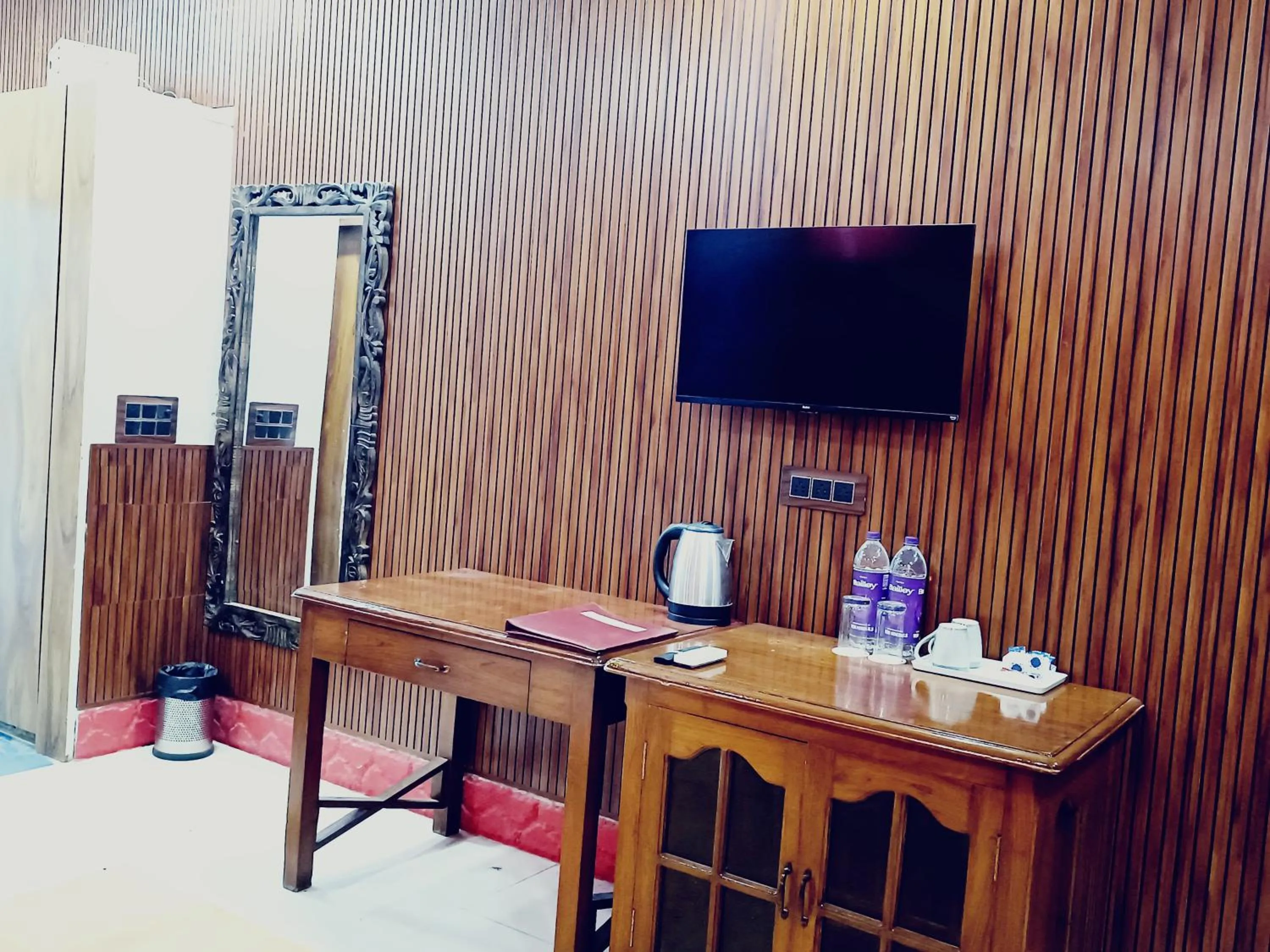 TV and multimedia in The Grand Aurra Resorts