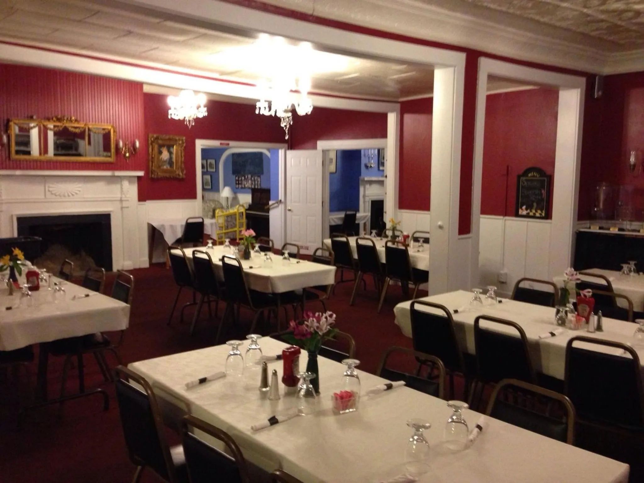 Dining area in The Tunnicliff Inn