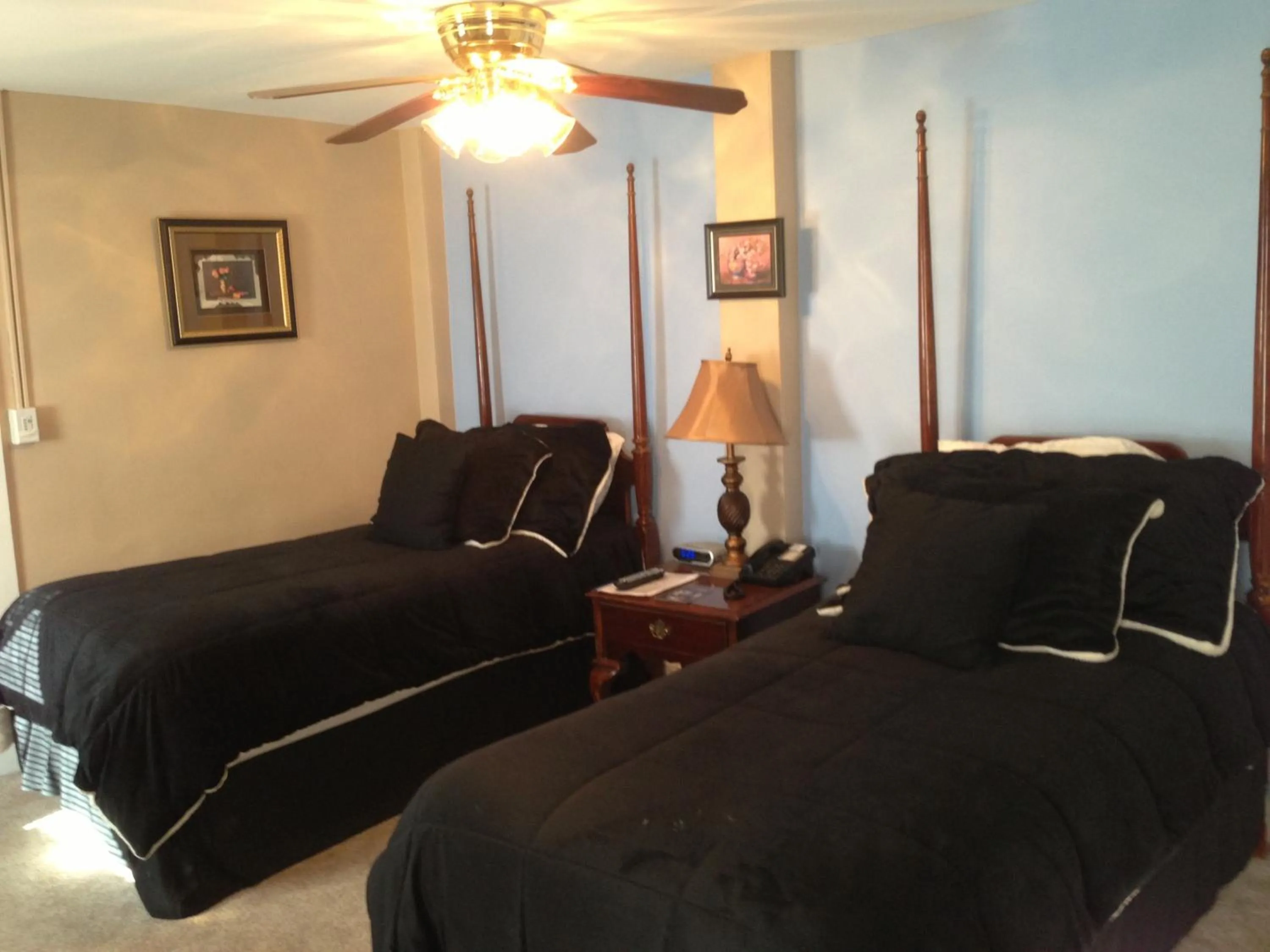 Photo of the whole room in The Tunnicliff Inn