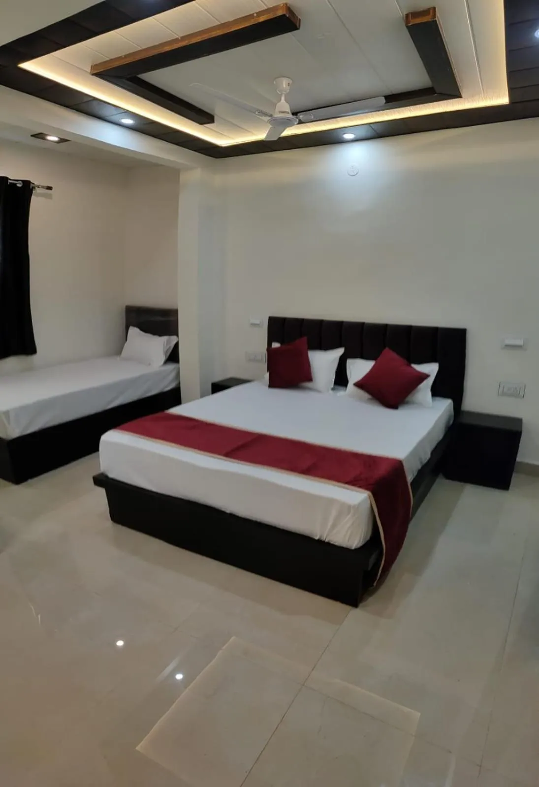 Bed in Hotel Goyal Palace