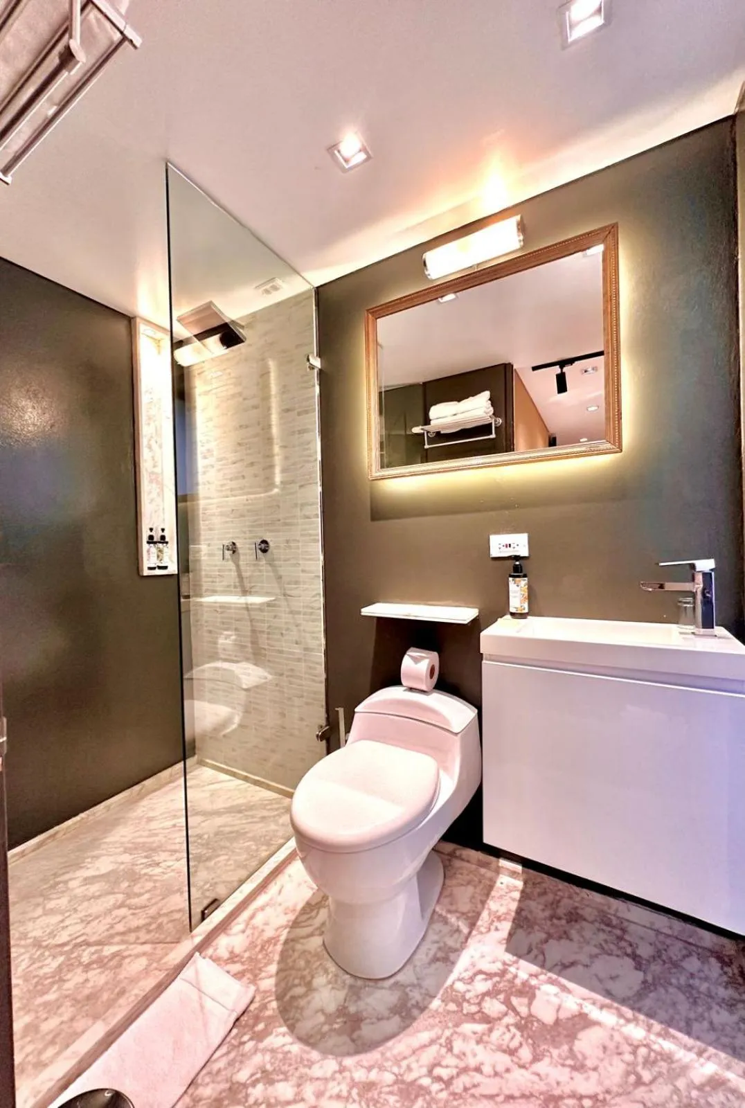 Bathroom in Hotel Regina