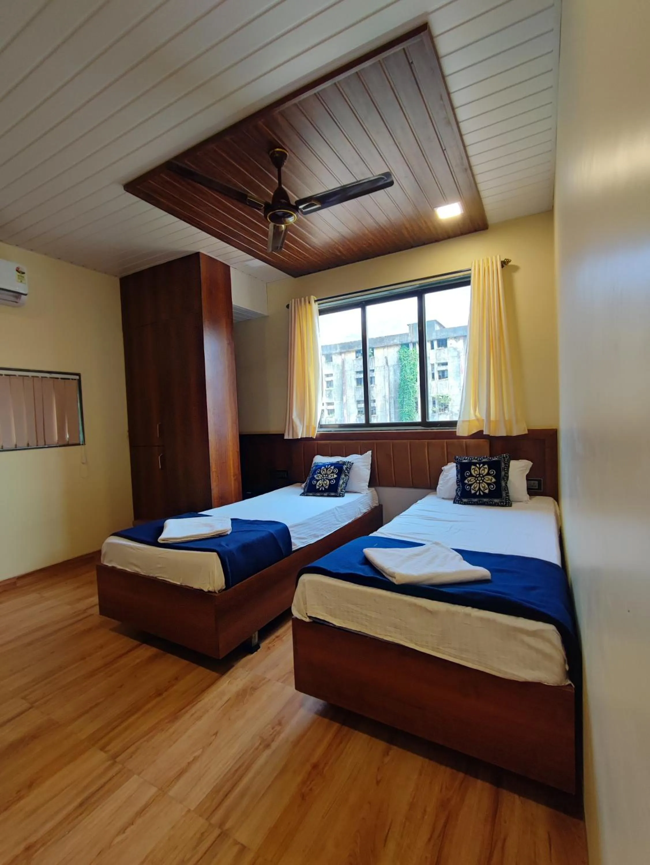 Bedroom, Bed in Hotel Starlit