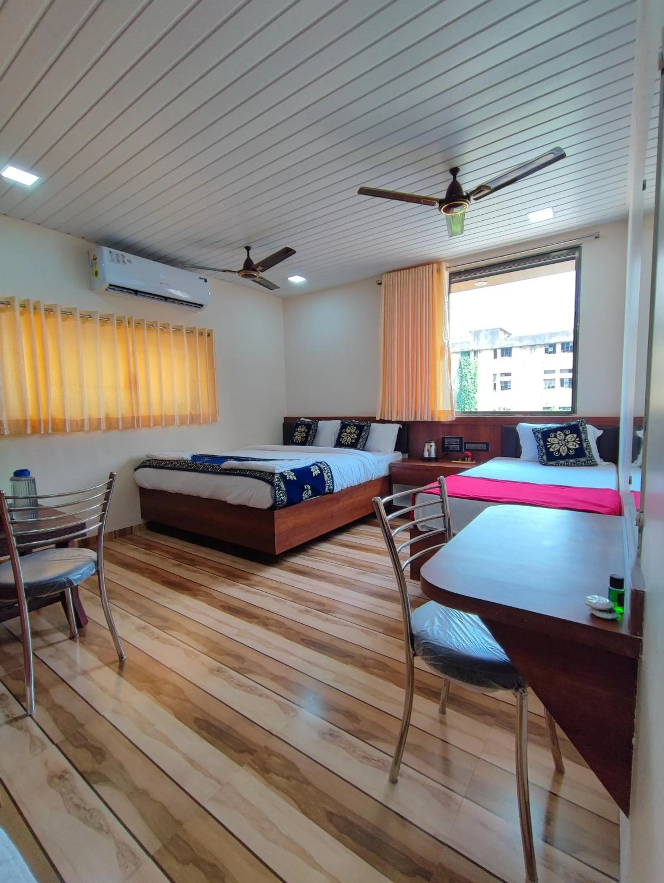 air conditioner in Hotel Starlit