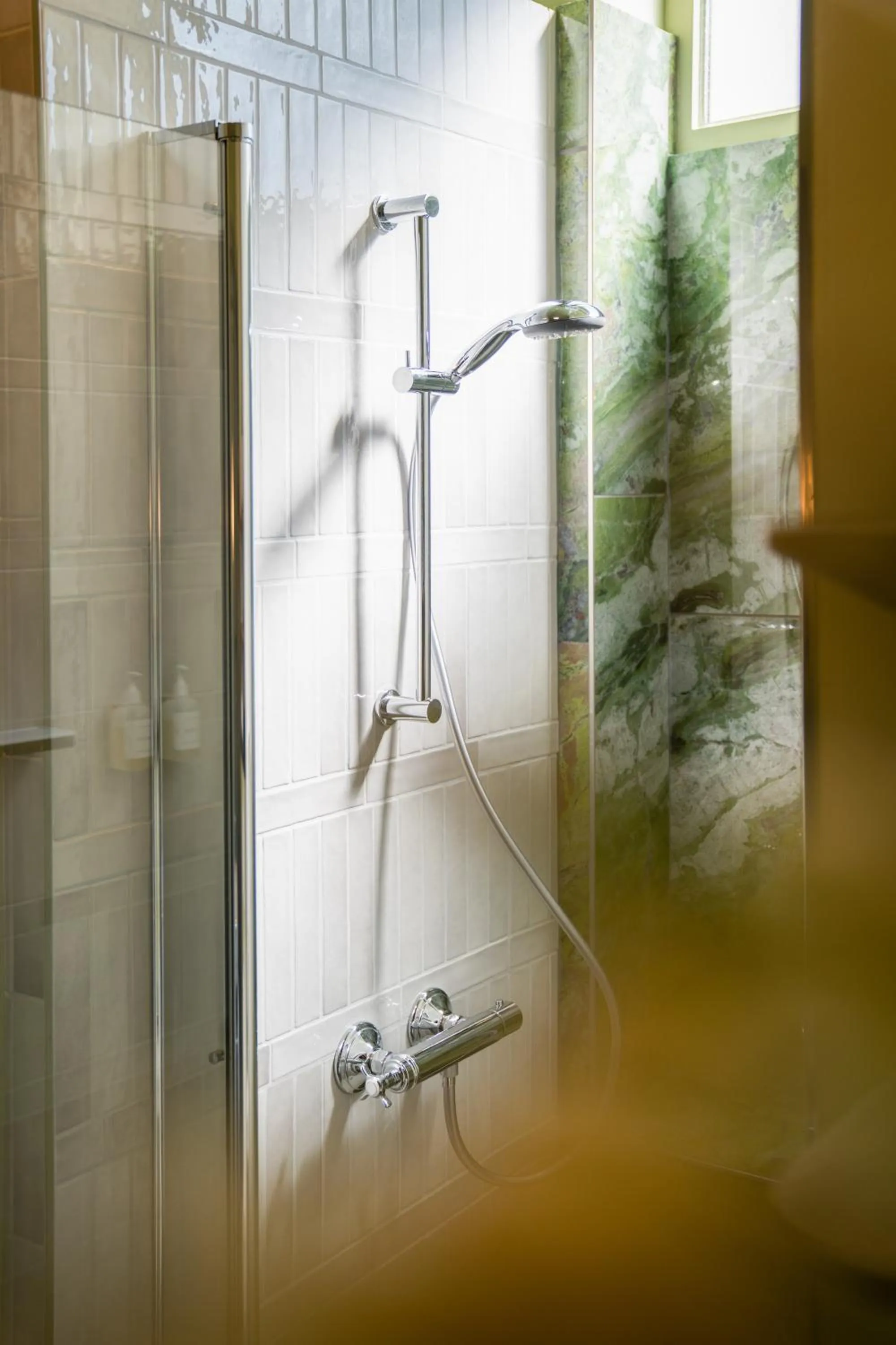 Shower in Boutique hotel Villa Trompenberg