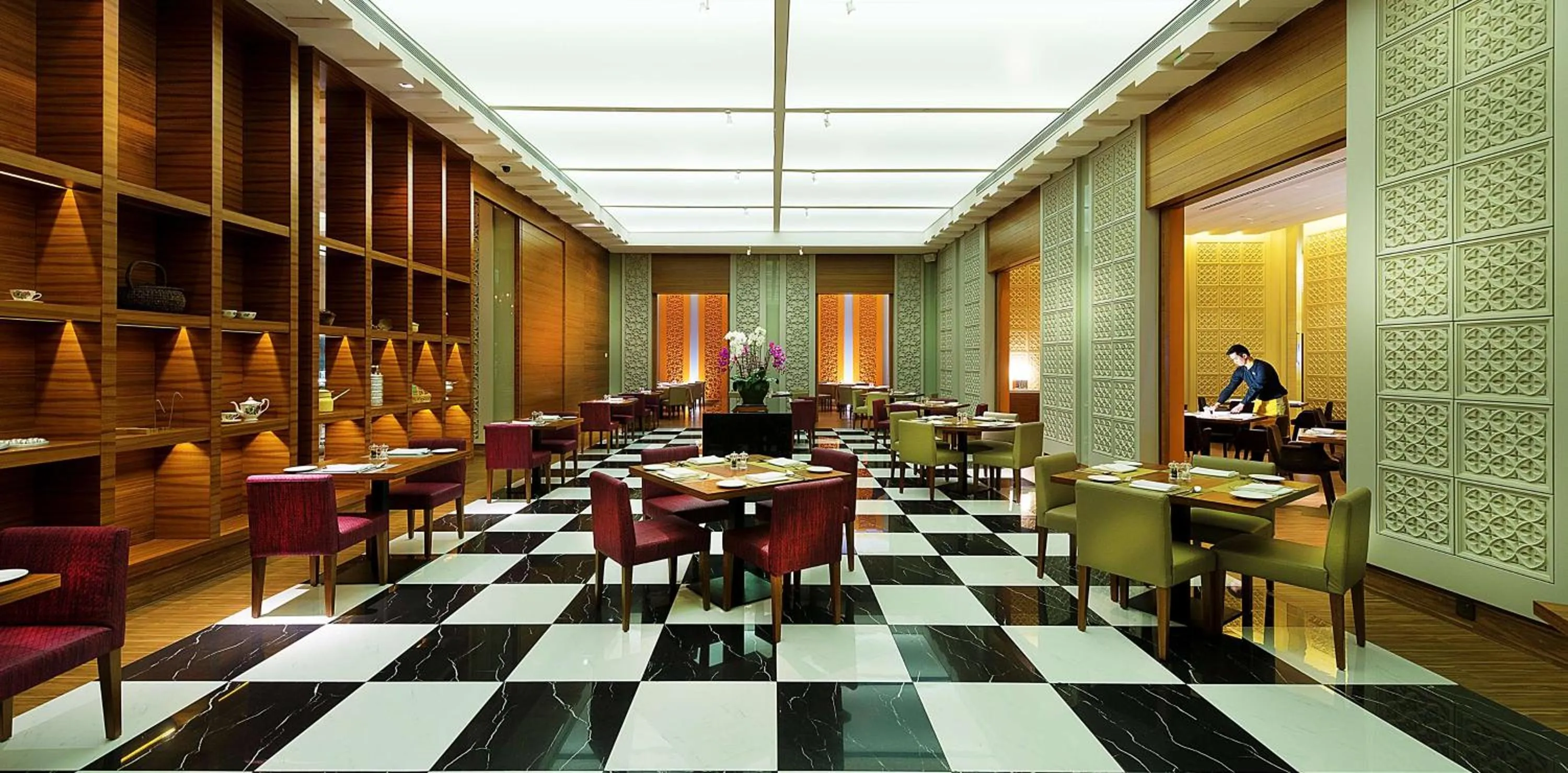 Restaurant/places to eat in DoubleTree by Hilton Johor Bahru