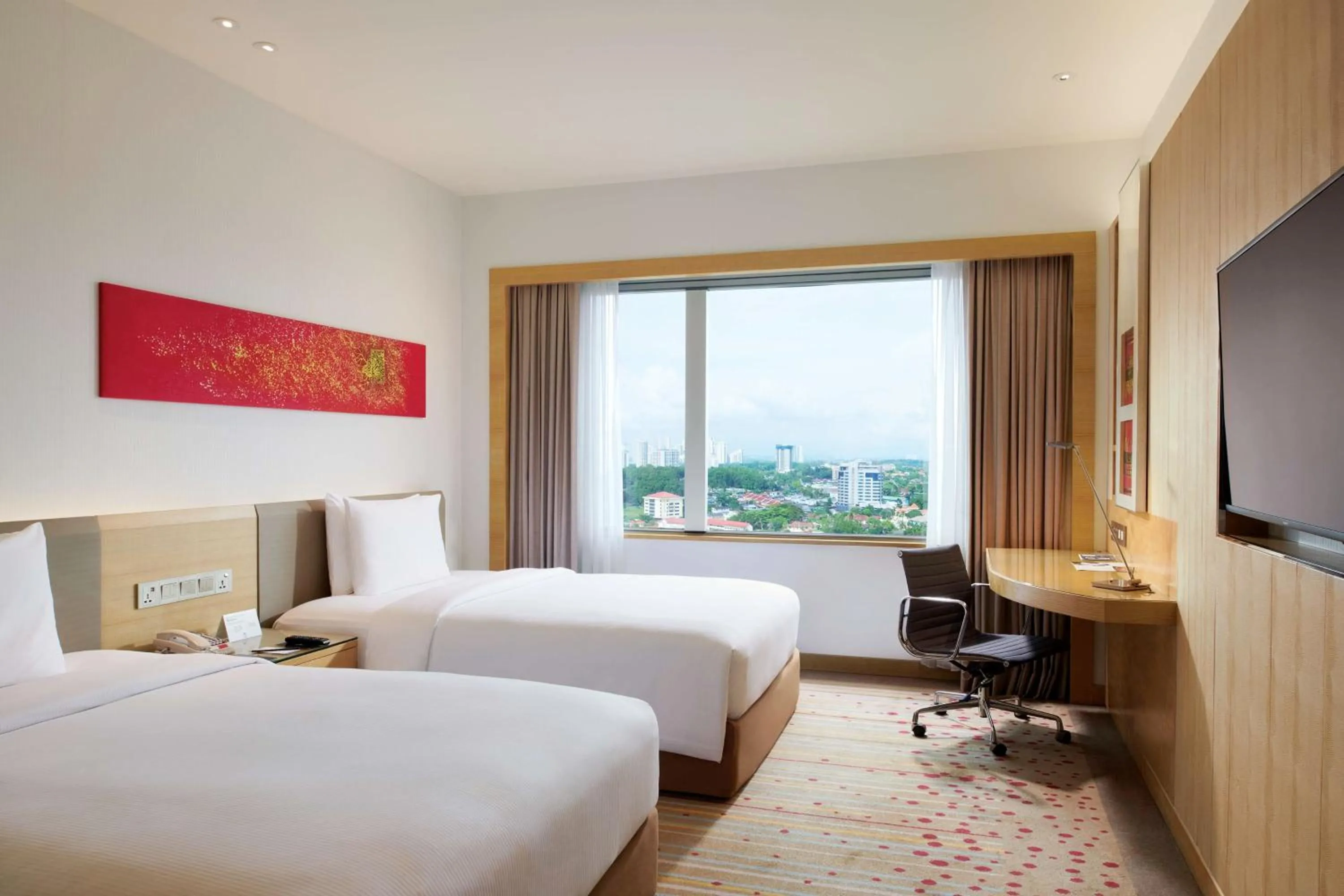 Bedroom, Bed in DoubleTree by Hilton Johor Bahru