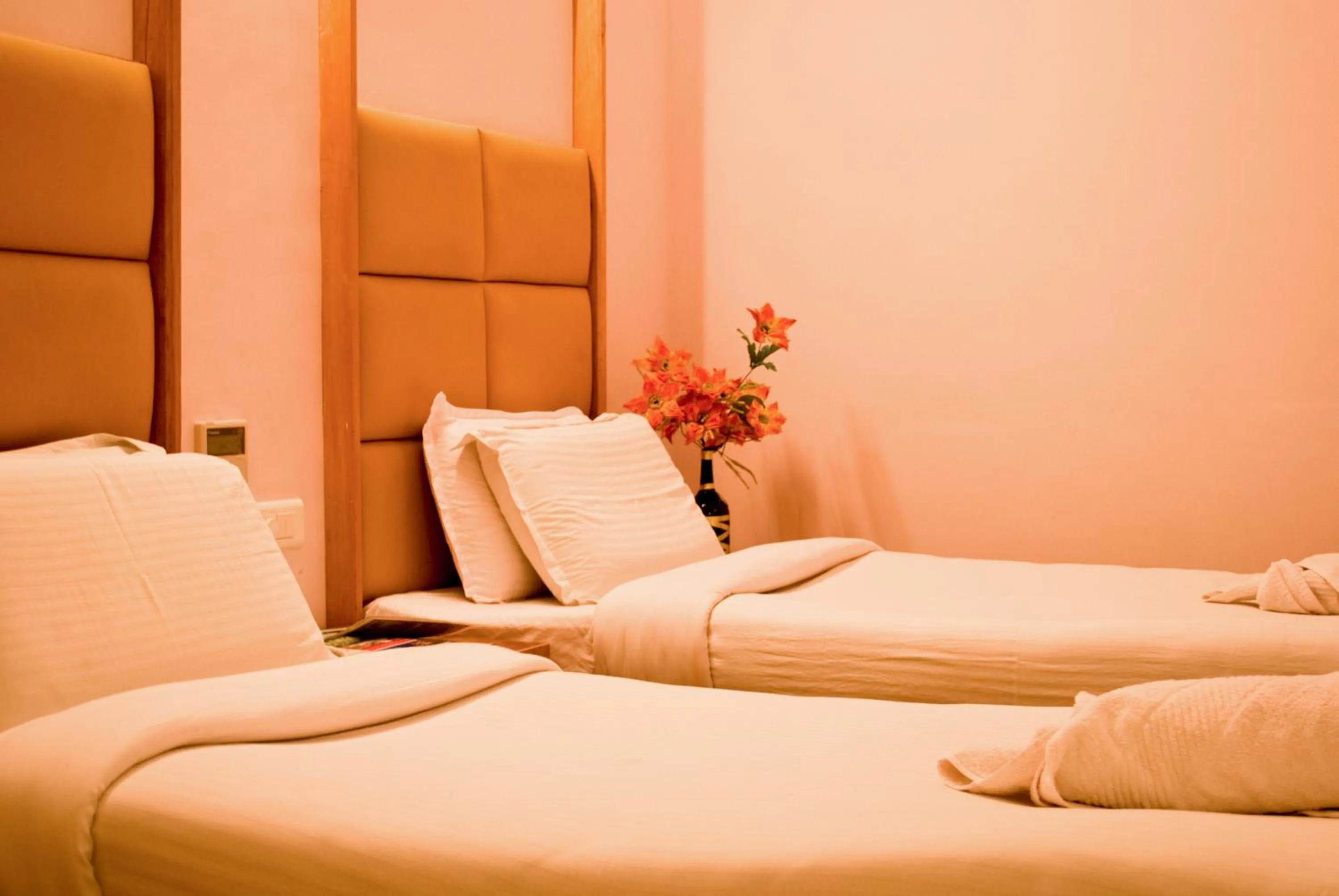 Bed in Hotel Rajadhane Madurai