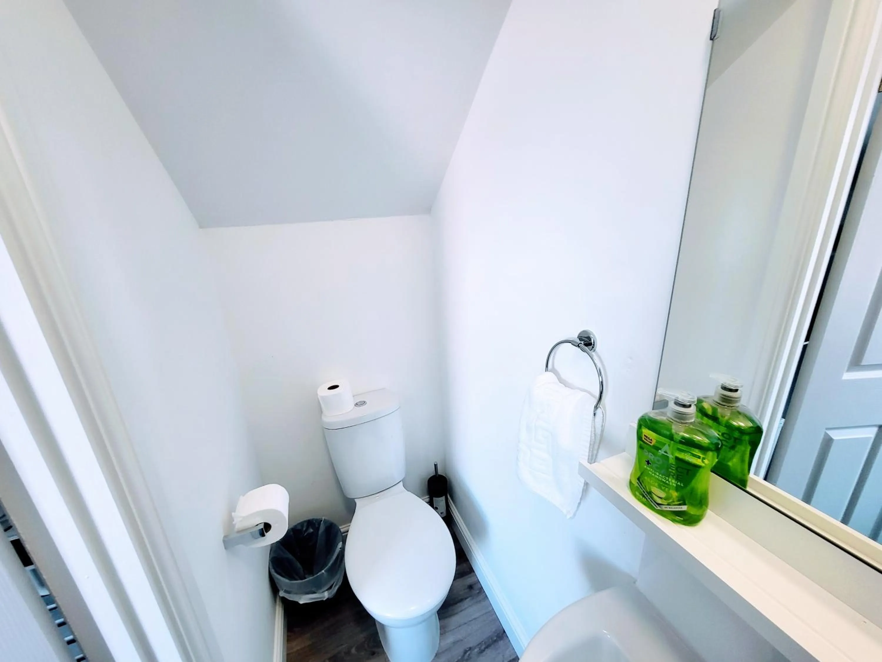 Shower in Berridge Solo Stays - NG7