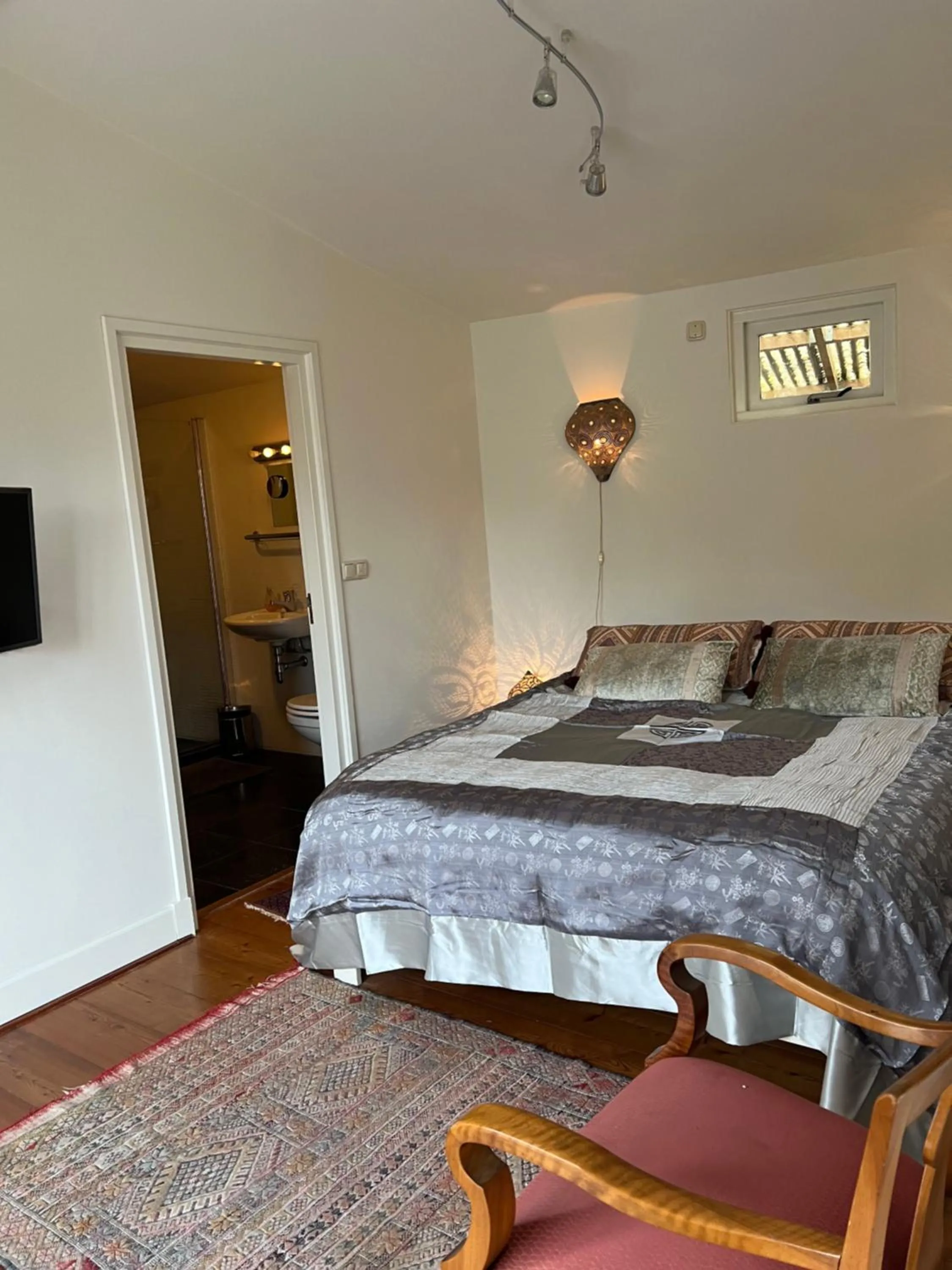 TV and multimedia, Bed in Villa de Nachtegaal