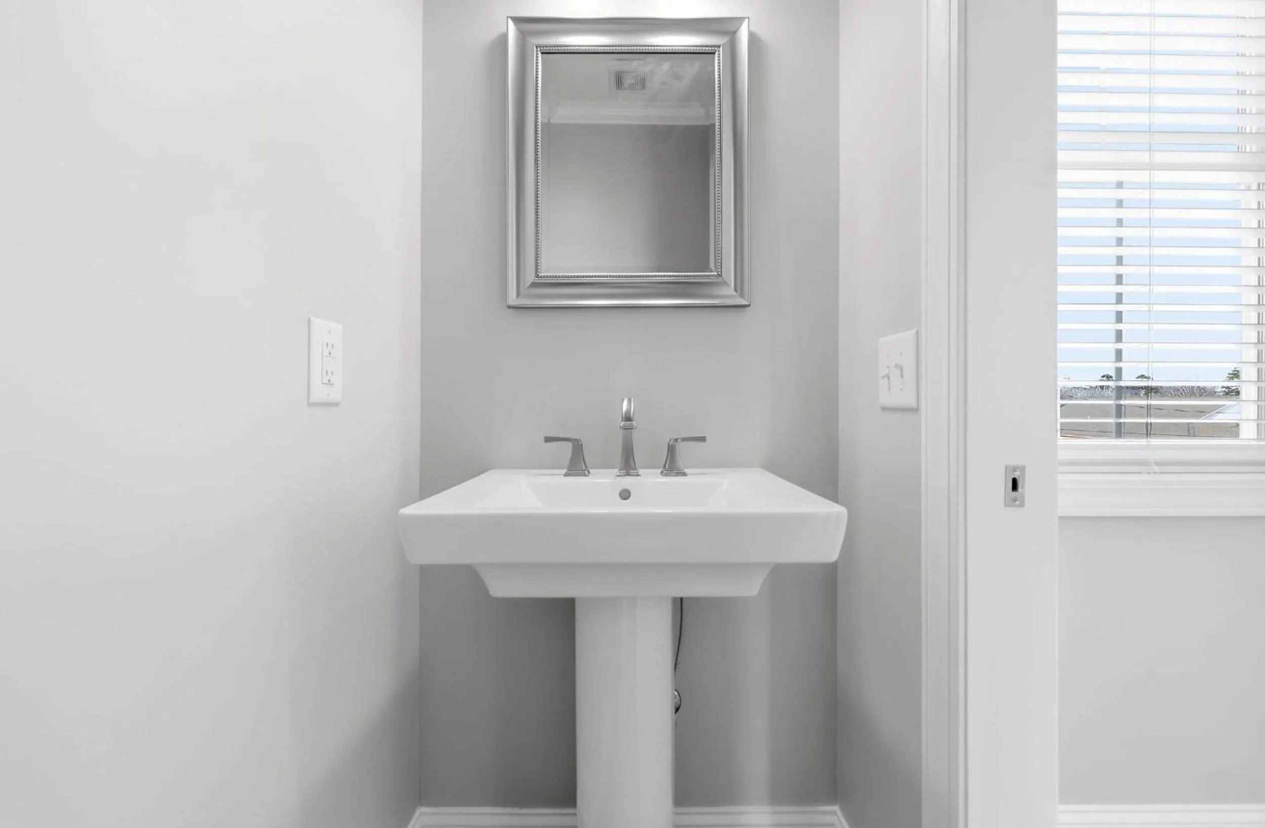 Anchor Down Luxury Ocean View Beach House w Pool