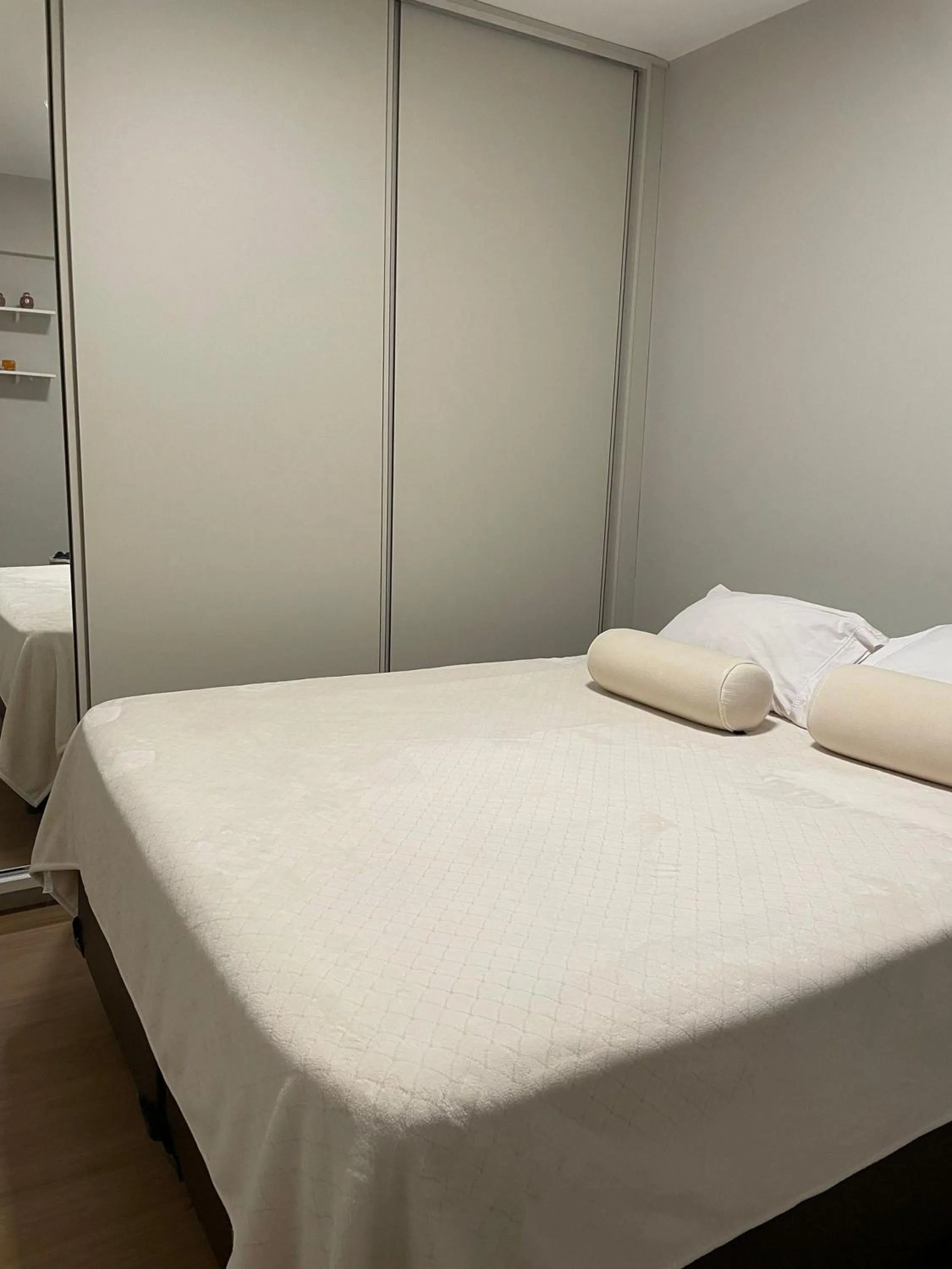 Bed in Ed Casablanca proximo a Av T63 shopping e parque