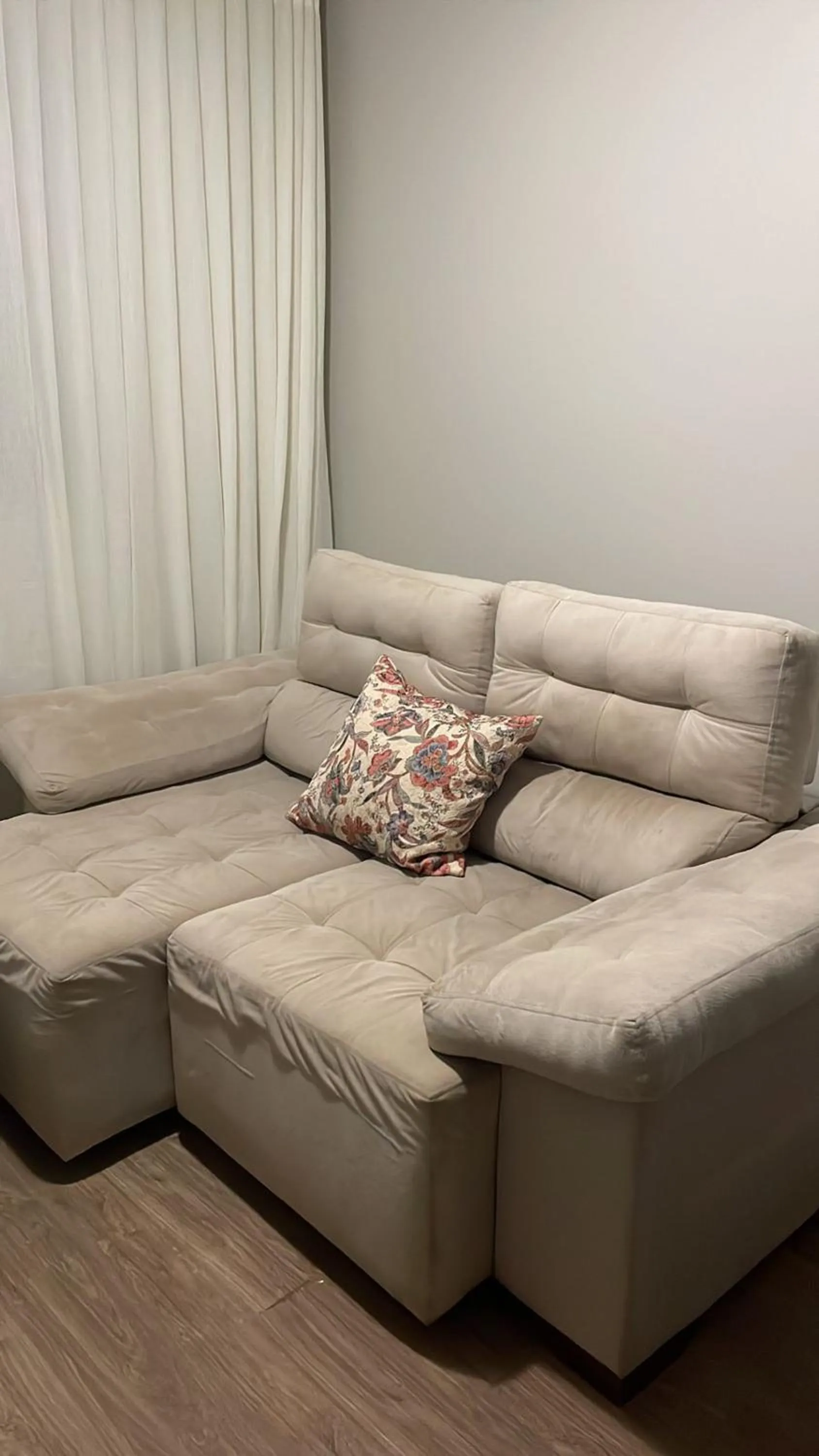 Living room in Ed Casablanca proximo a Av T63 shopping e parque