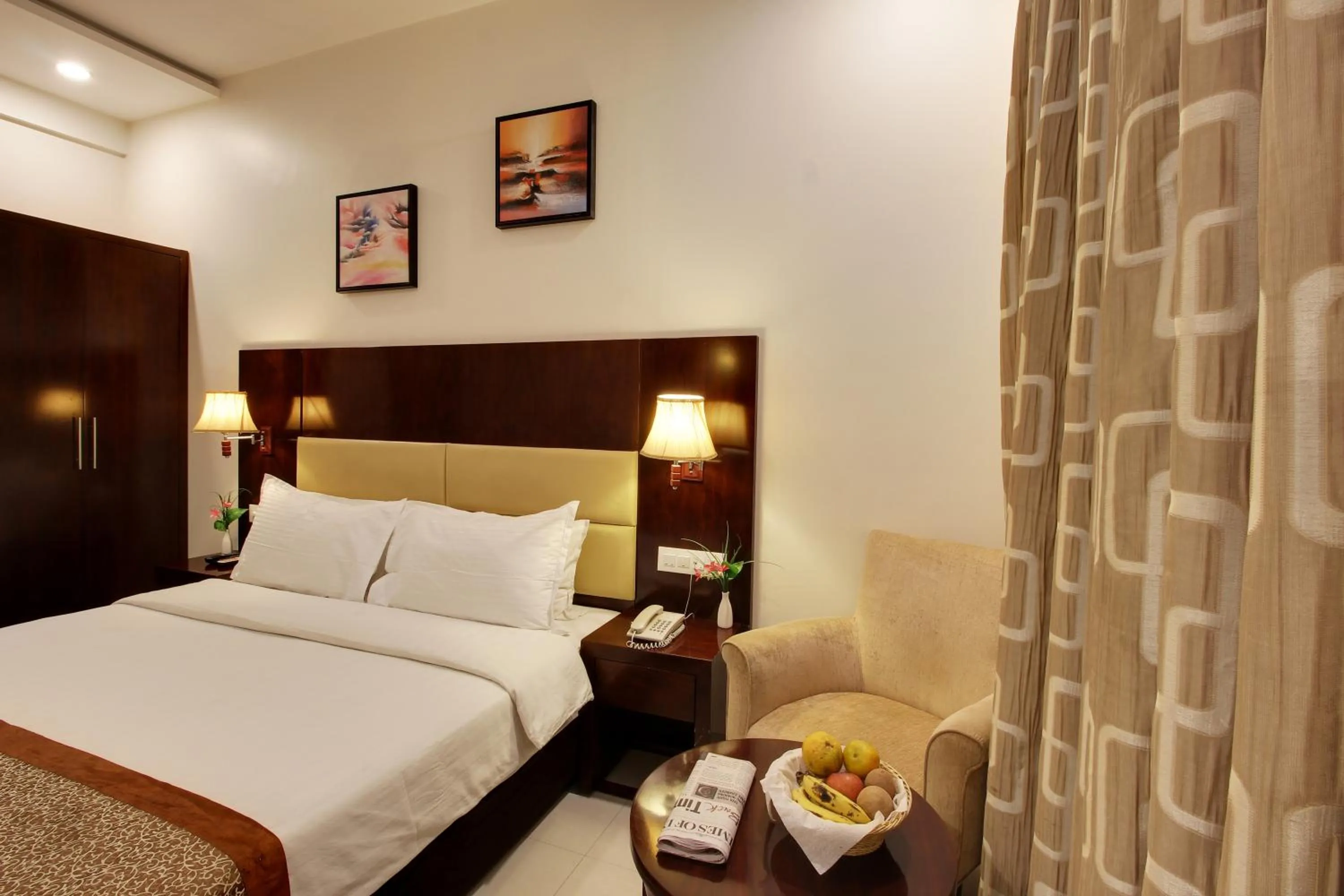 Bedroom, Bed in Hotel Sai Jashan Shirdi - Where blessings & comfort meet