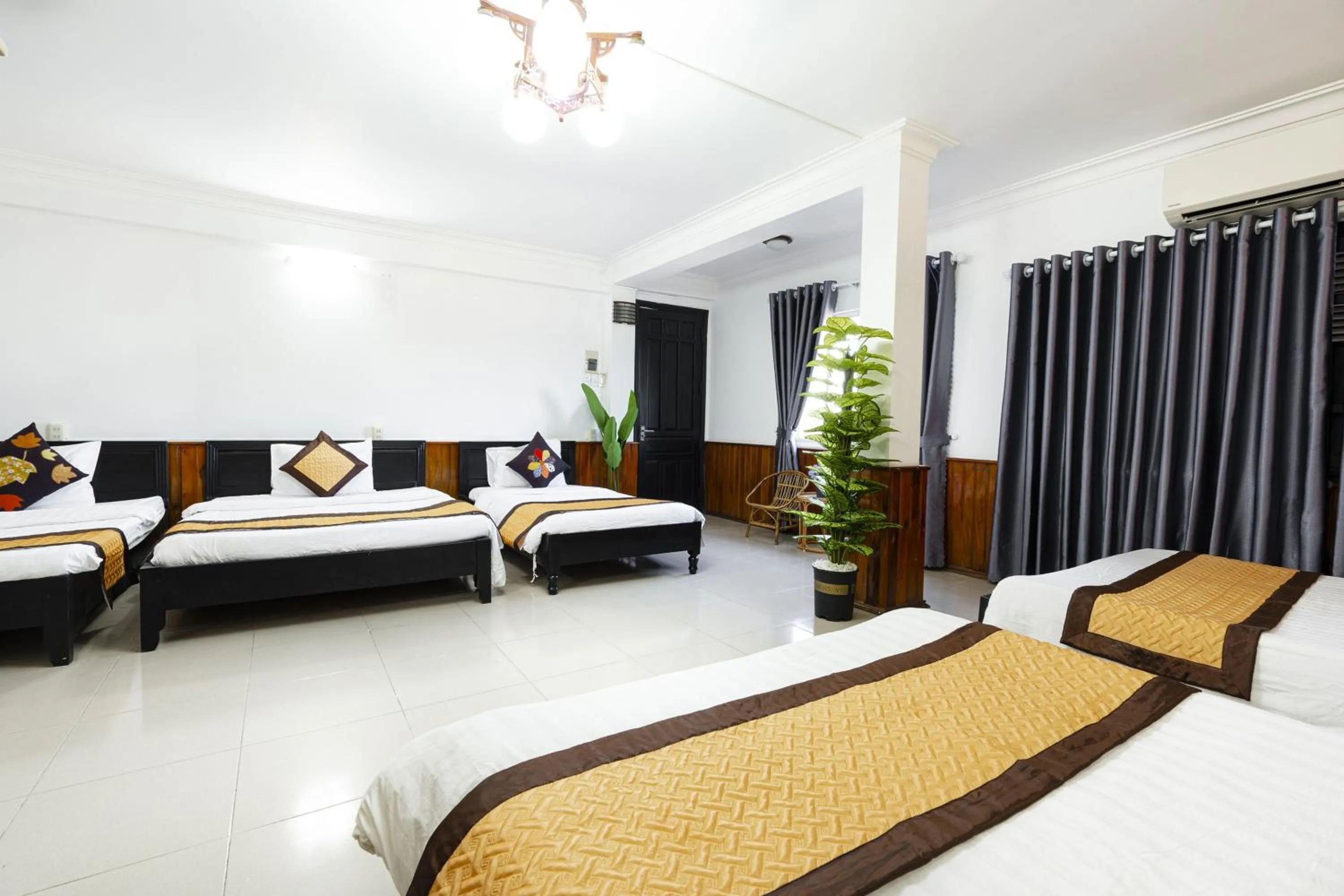 Bed in Casablanca Hotel