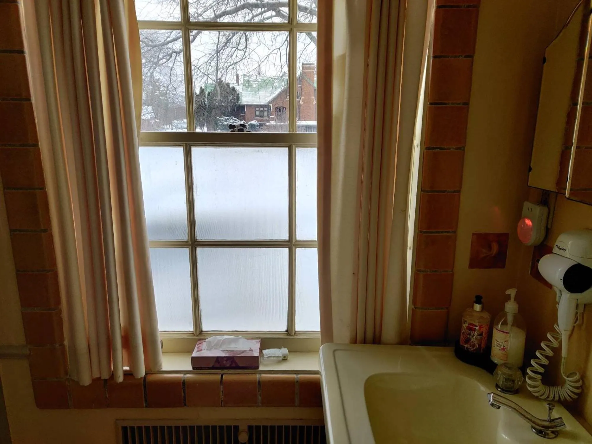 Montague Inn Bed & Breakfast