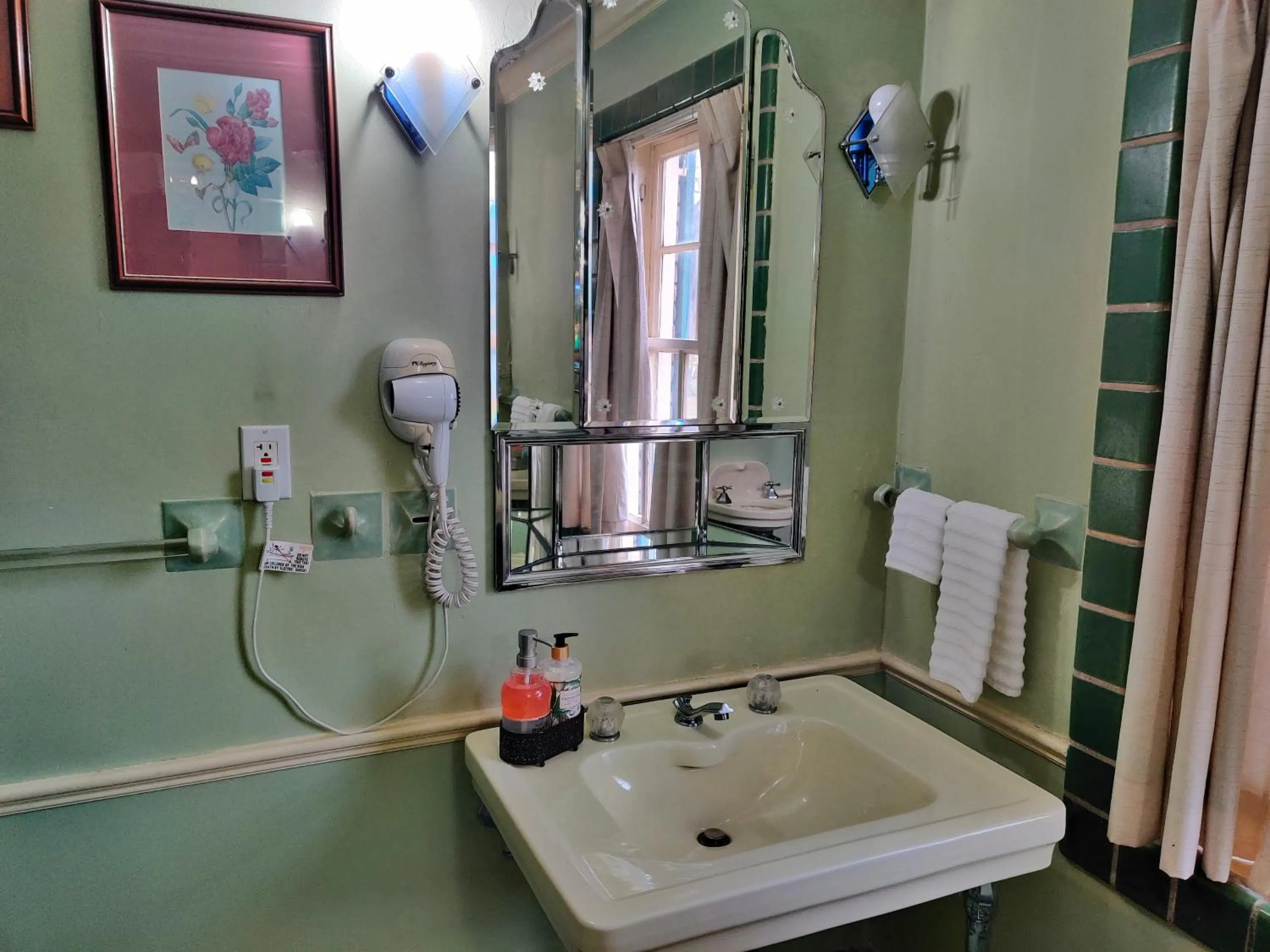 Montague Inn Bed & Breakfast