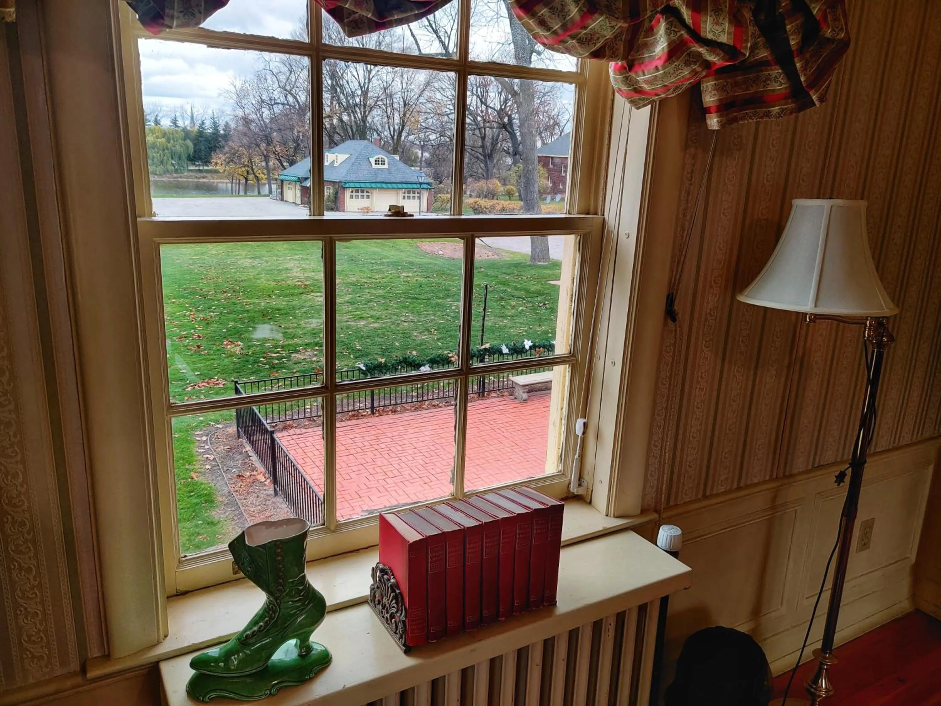 Montague Inn Bed & Breakfast