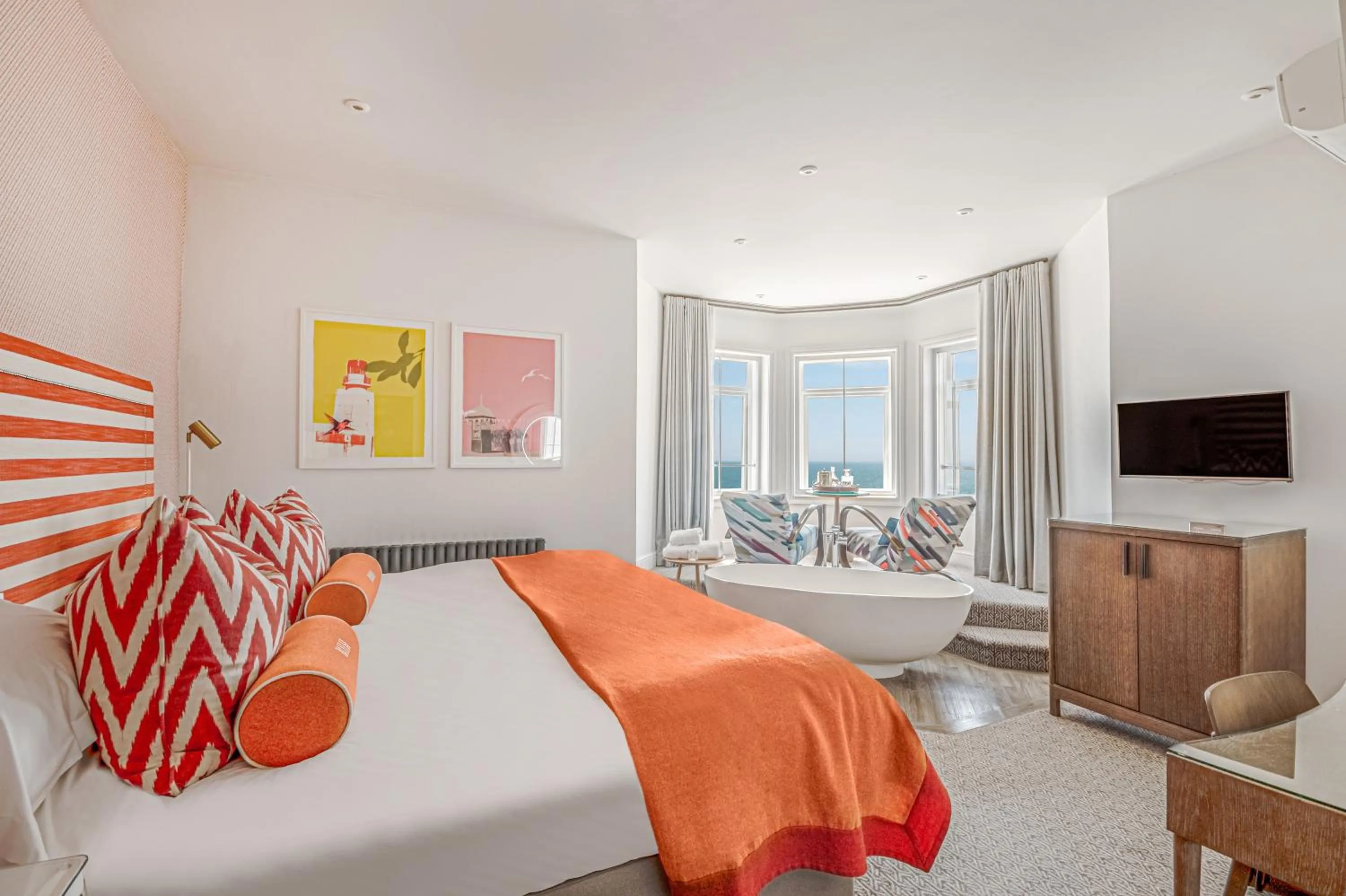 Bedroom, Bed in Harbour Hotel & Spa Brighton