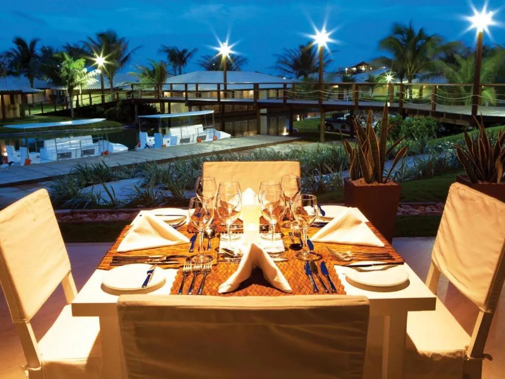 Restaurant/places to eat in Dom Pedro Laguna Beach Resort & Golf