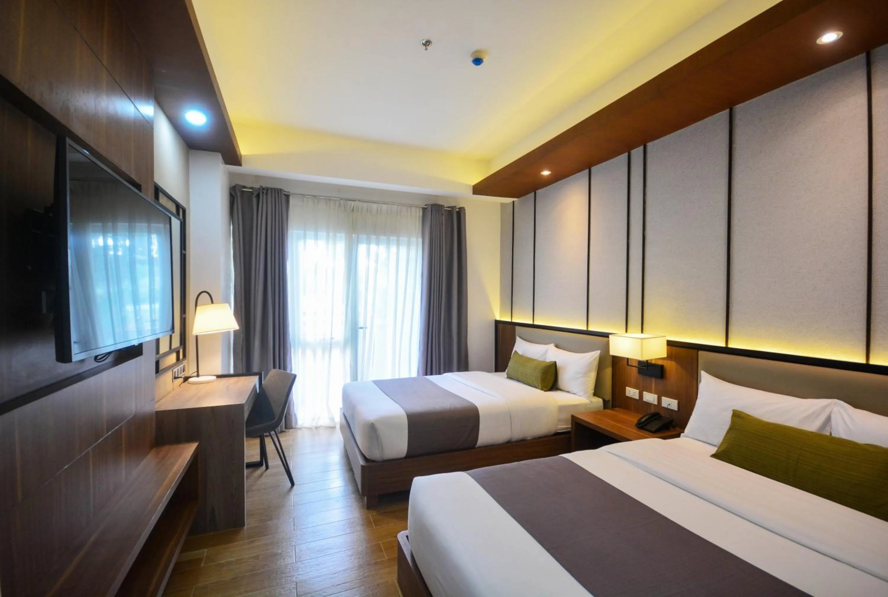 Bed in Sotogrande Hotel Palawan