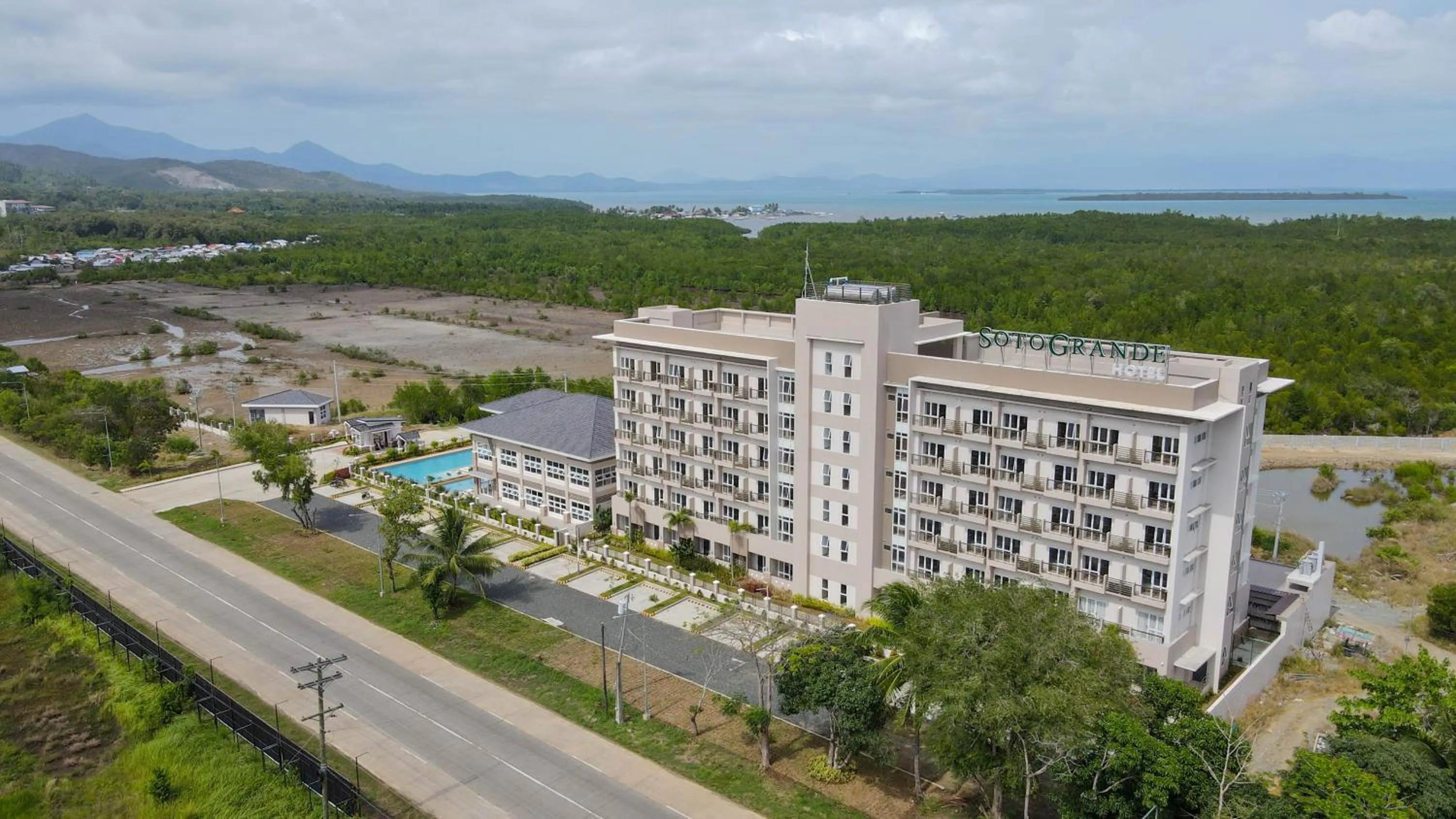 Property building in Sotogrande Hotel Palawan
