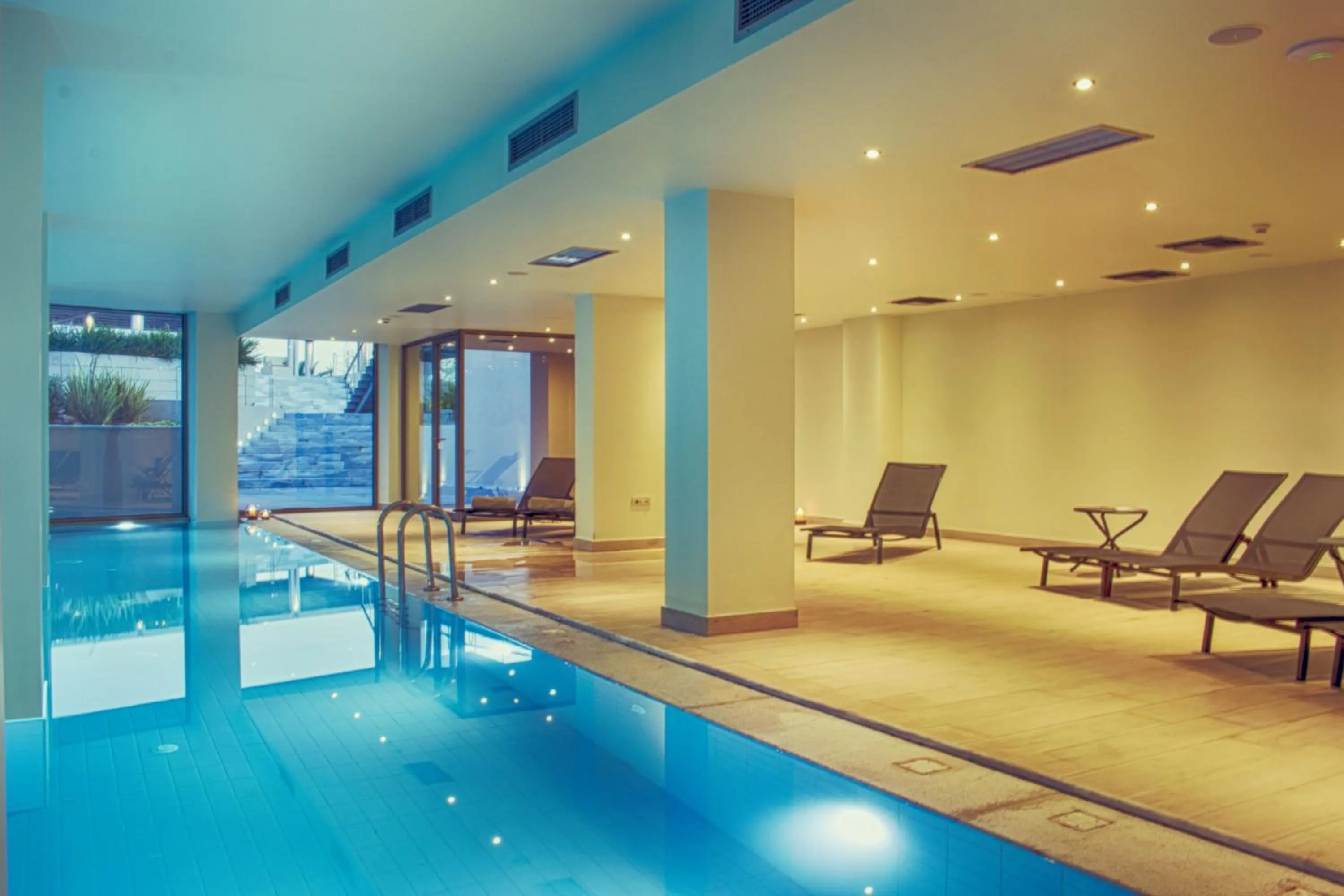 Swimming pool in Horizon Blu Boutique Hotel