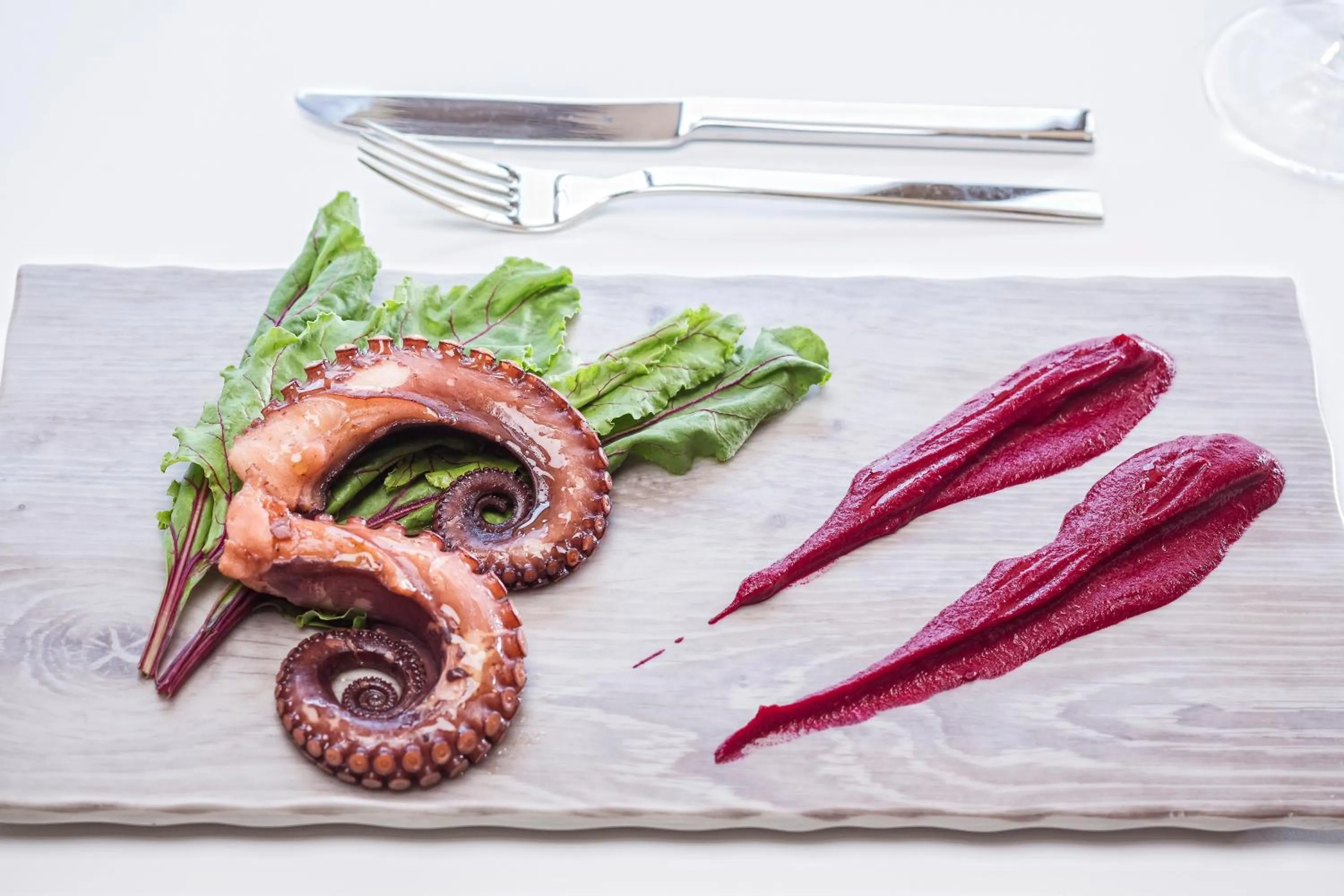 Food and drinks in Horizon Blu Boutique Hotel