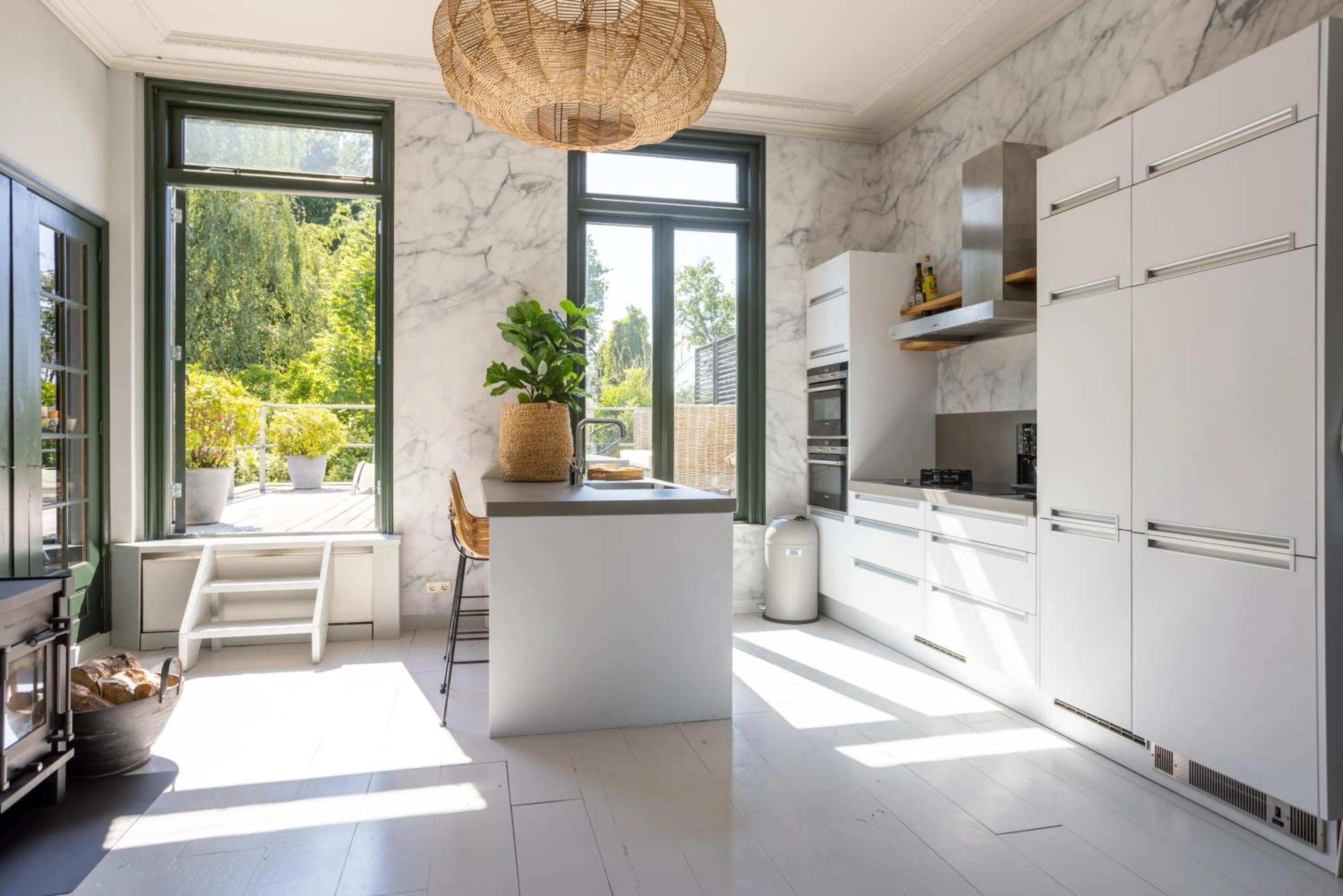 Internal: Not applicable to any particular room in Stadslogement Westersingel