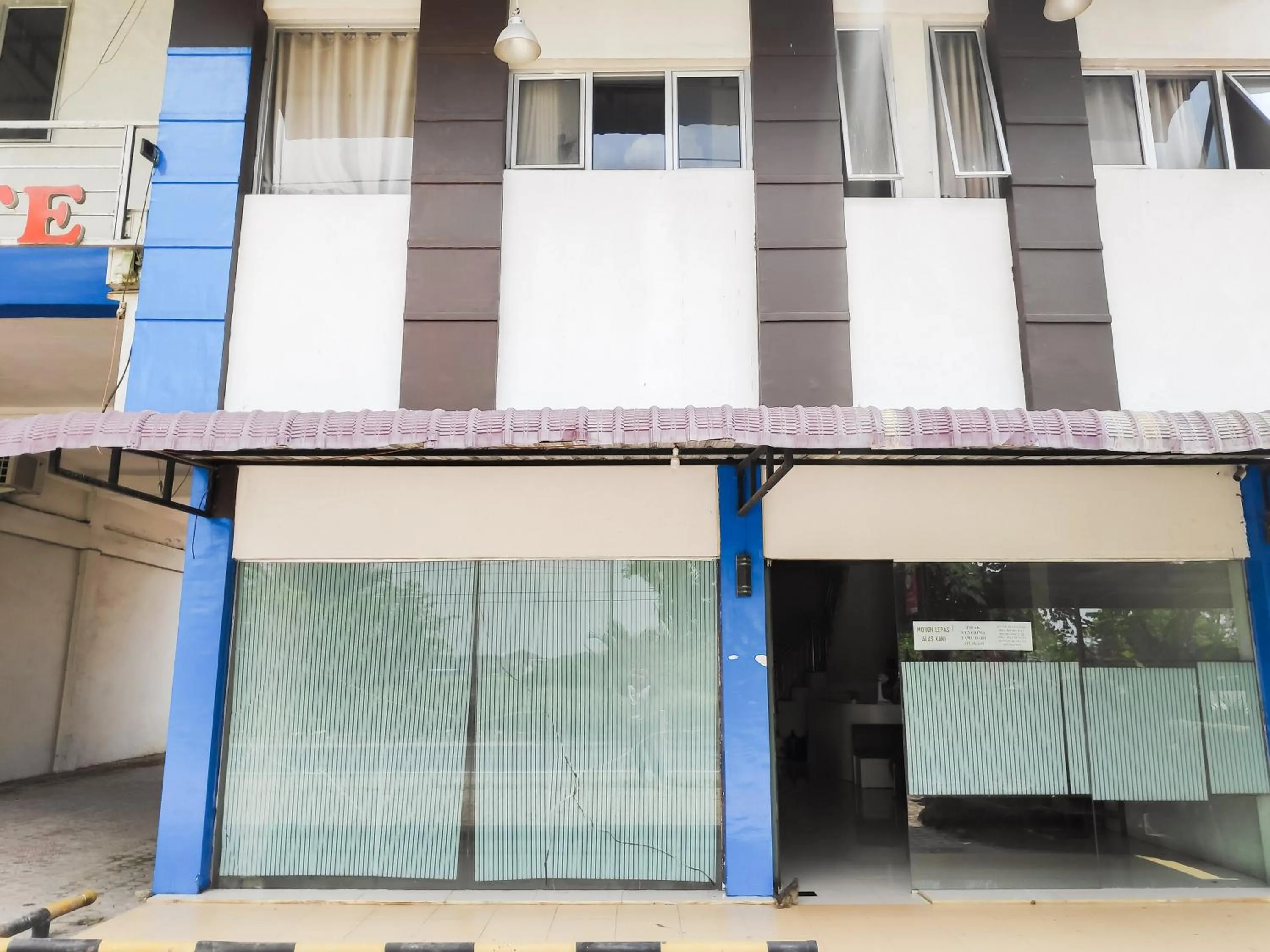Property building in RedDoorz Syariah near Terminal Terpadu Langsa