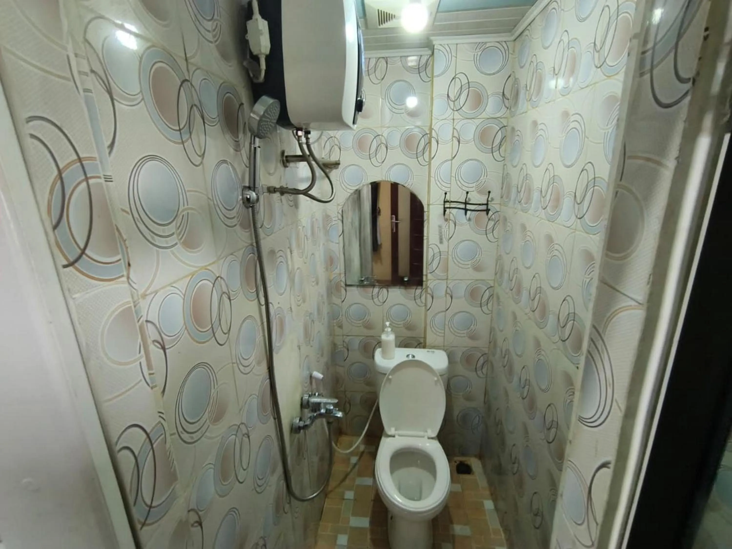 Bathroom in RedDoorz Syariah near Terminal Terpadu Langsa