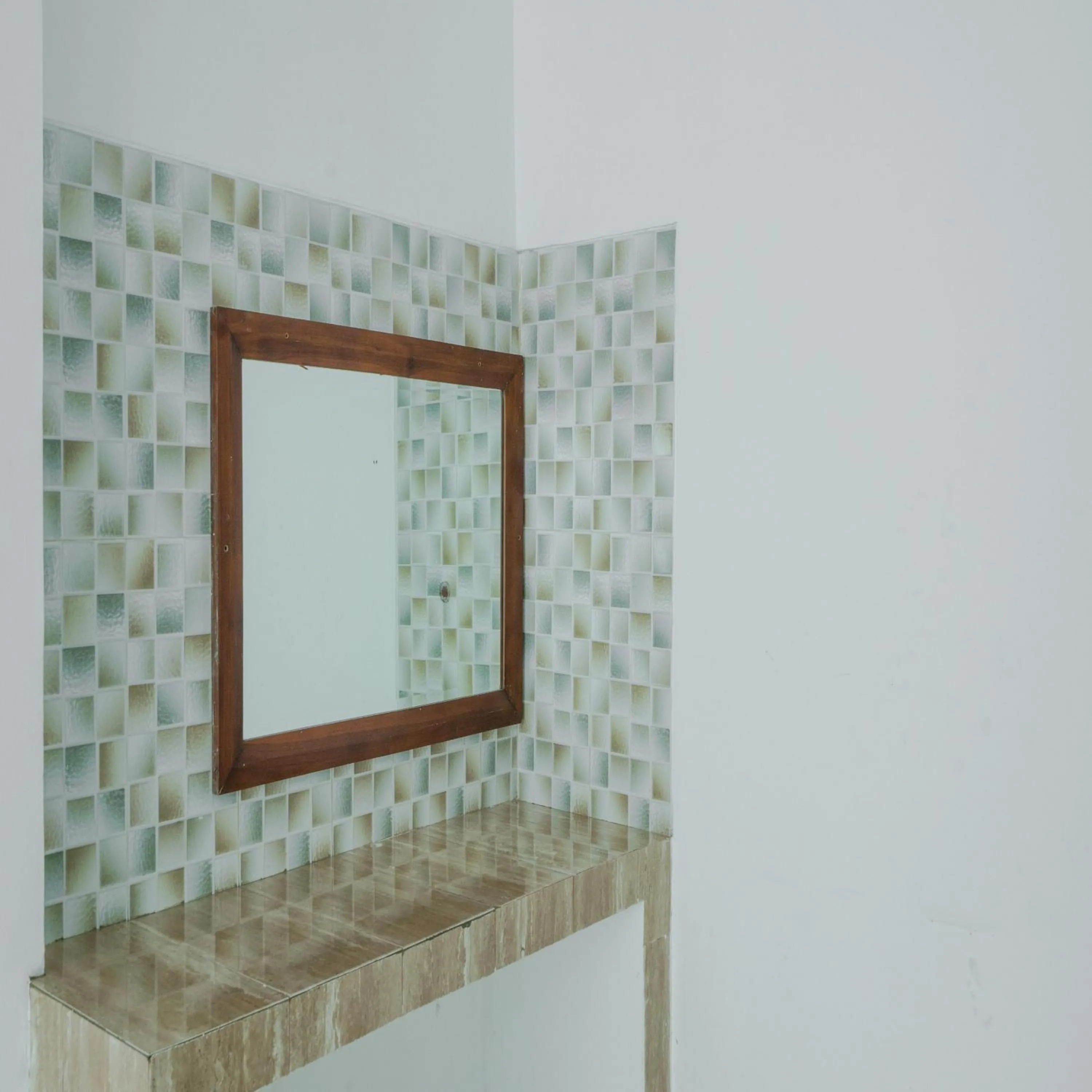 Bathroom in RedDoorz @ Uluwatu Suites