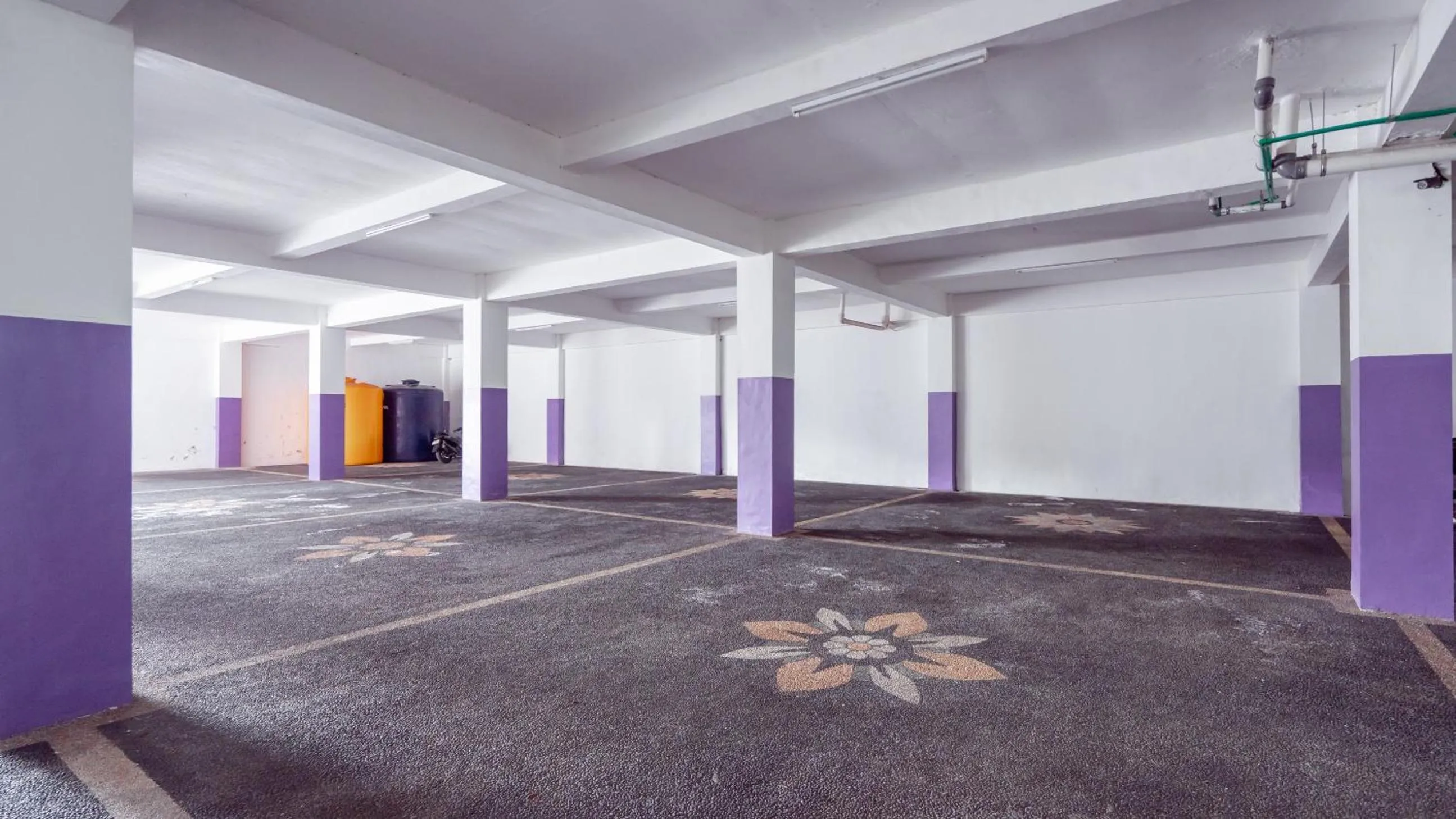 Parking in RedDoorz @ Uluwatu Suites