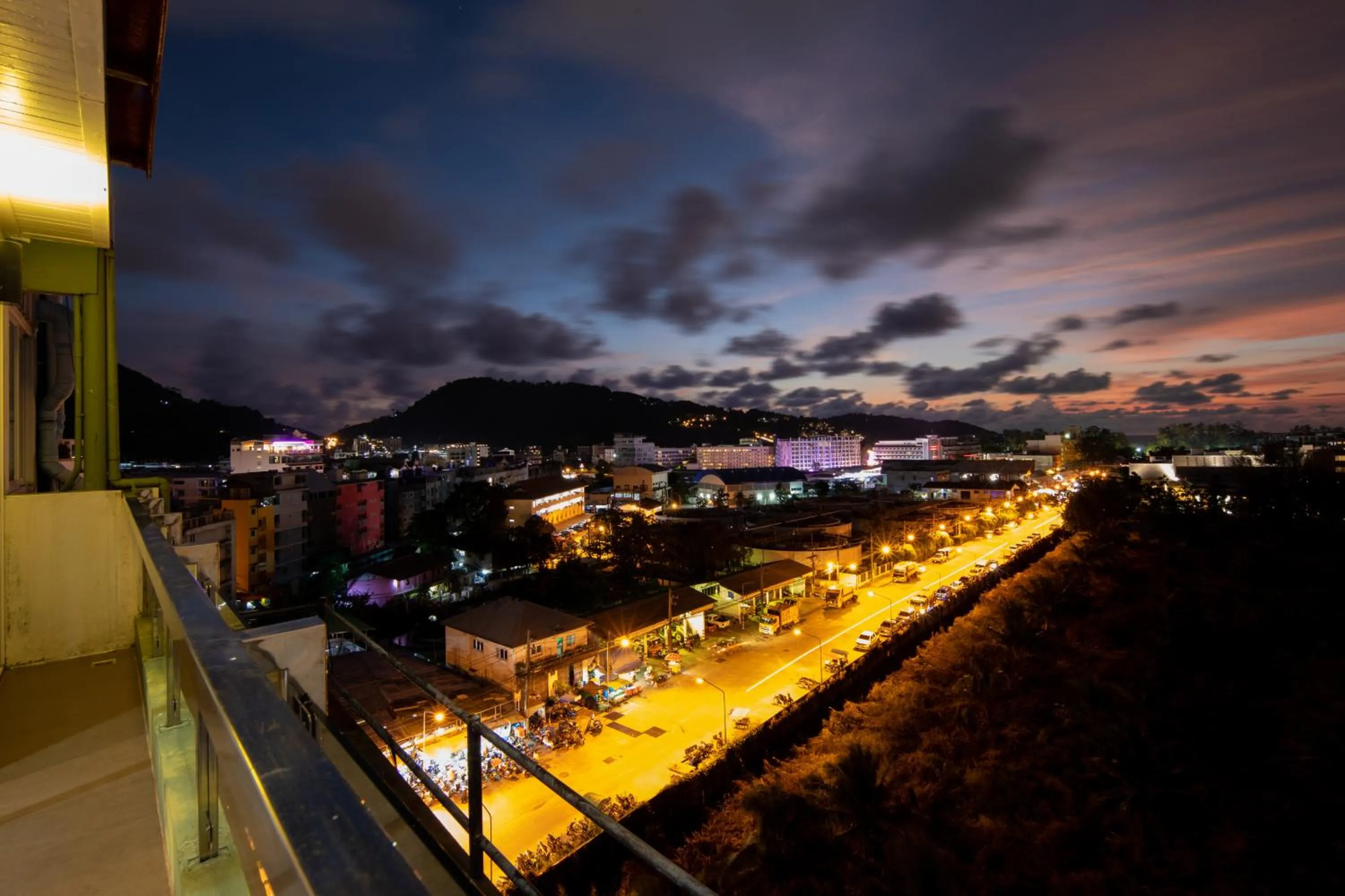 Night in Patong Diamond Hotel