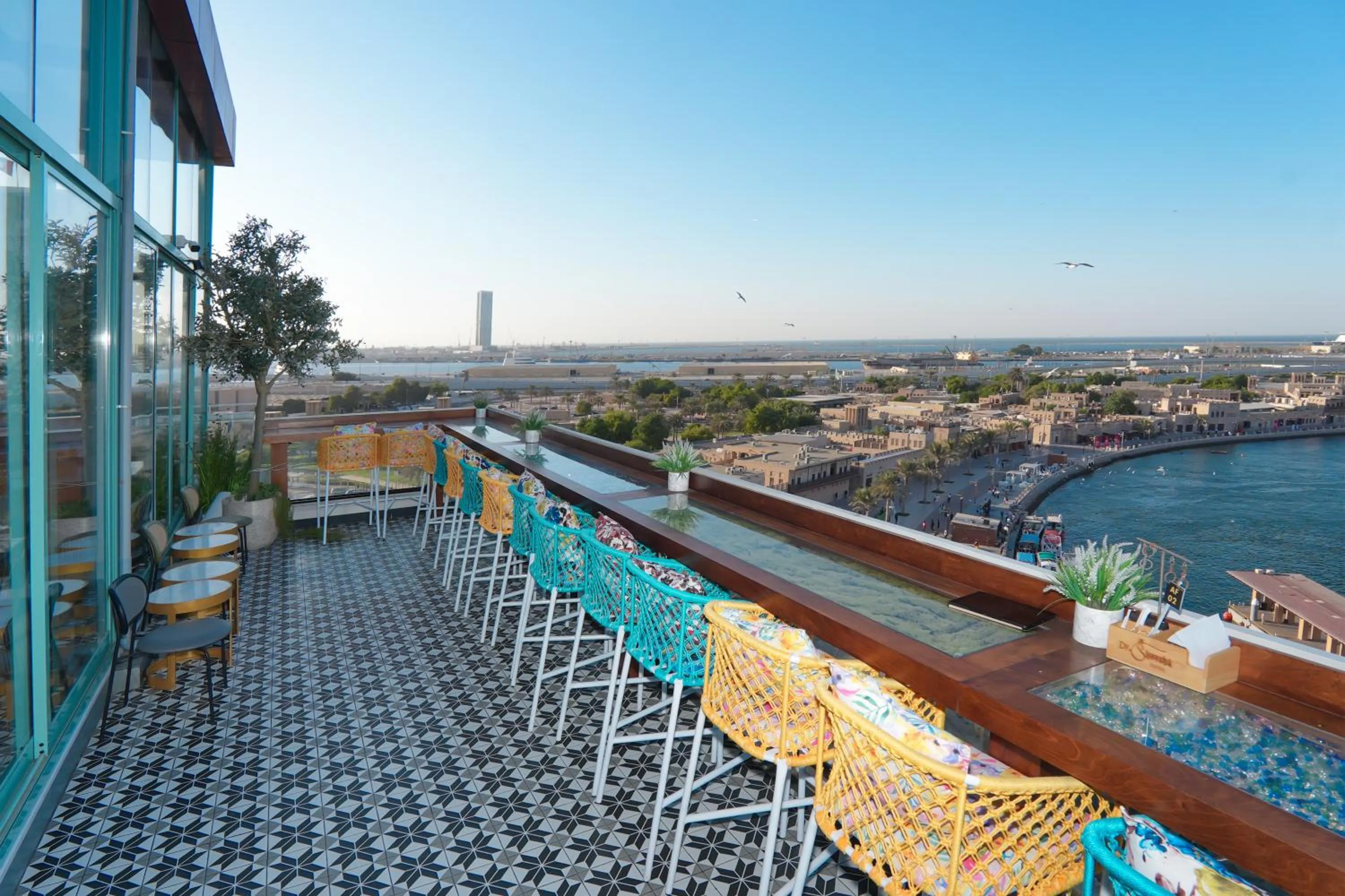 Restaurant/places to eat in Concorde Creek View Hotel Bur Dubai