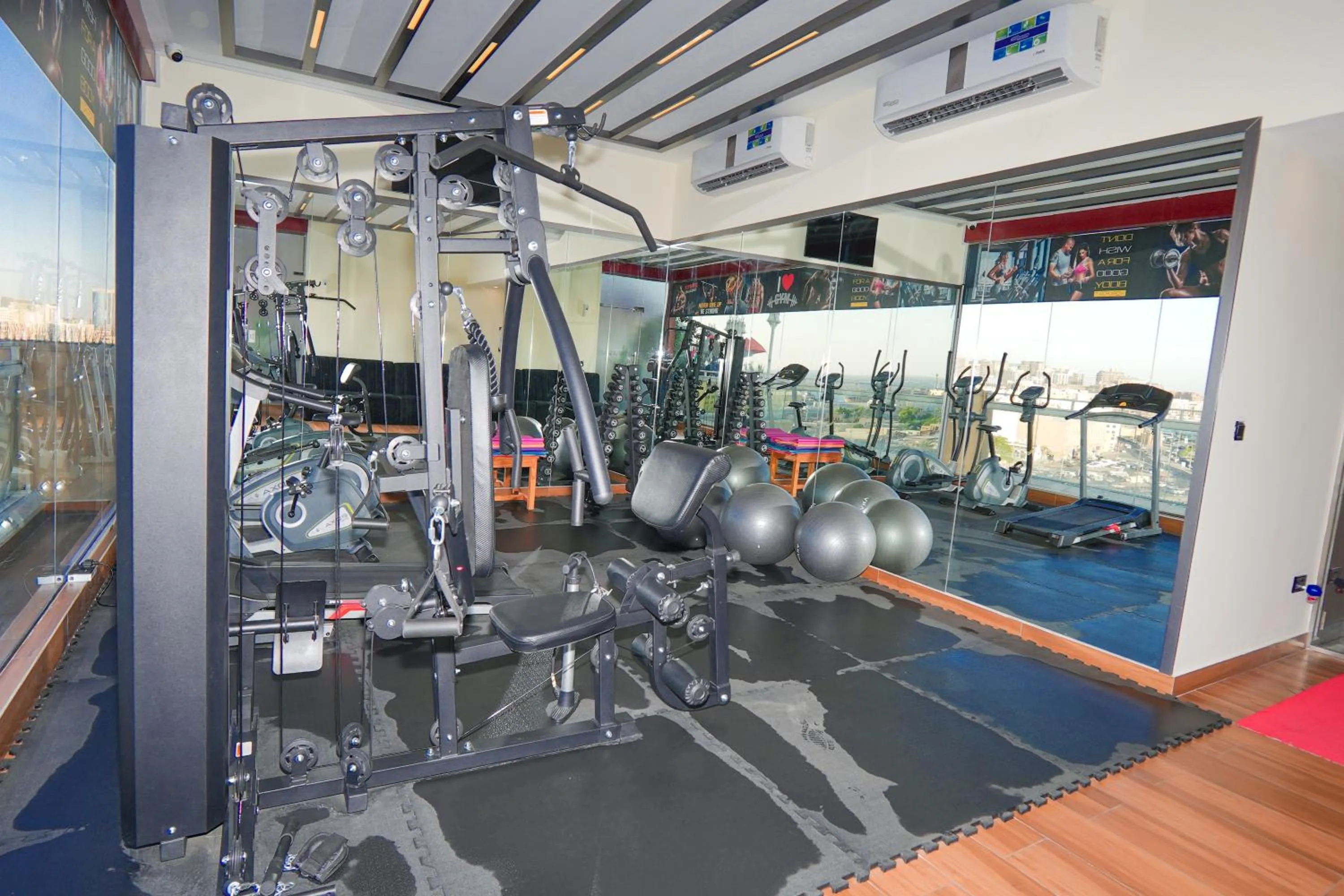 Fitness centre/facilities in Concorde Creek View Hotel Bur Dubai
