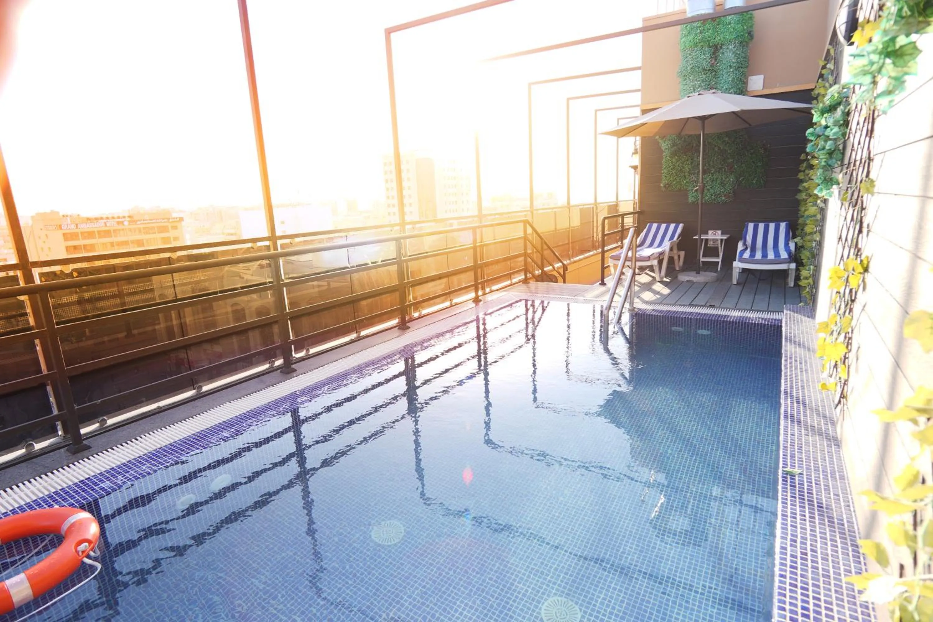 Swimming pool in Concorde Creek View Hotel Bur Dubai