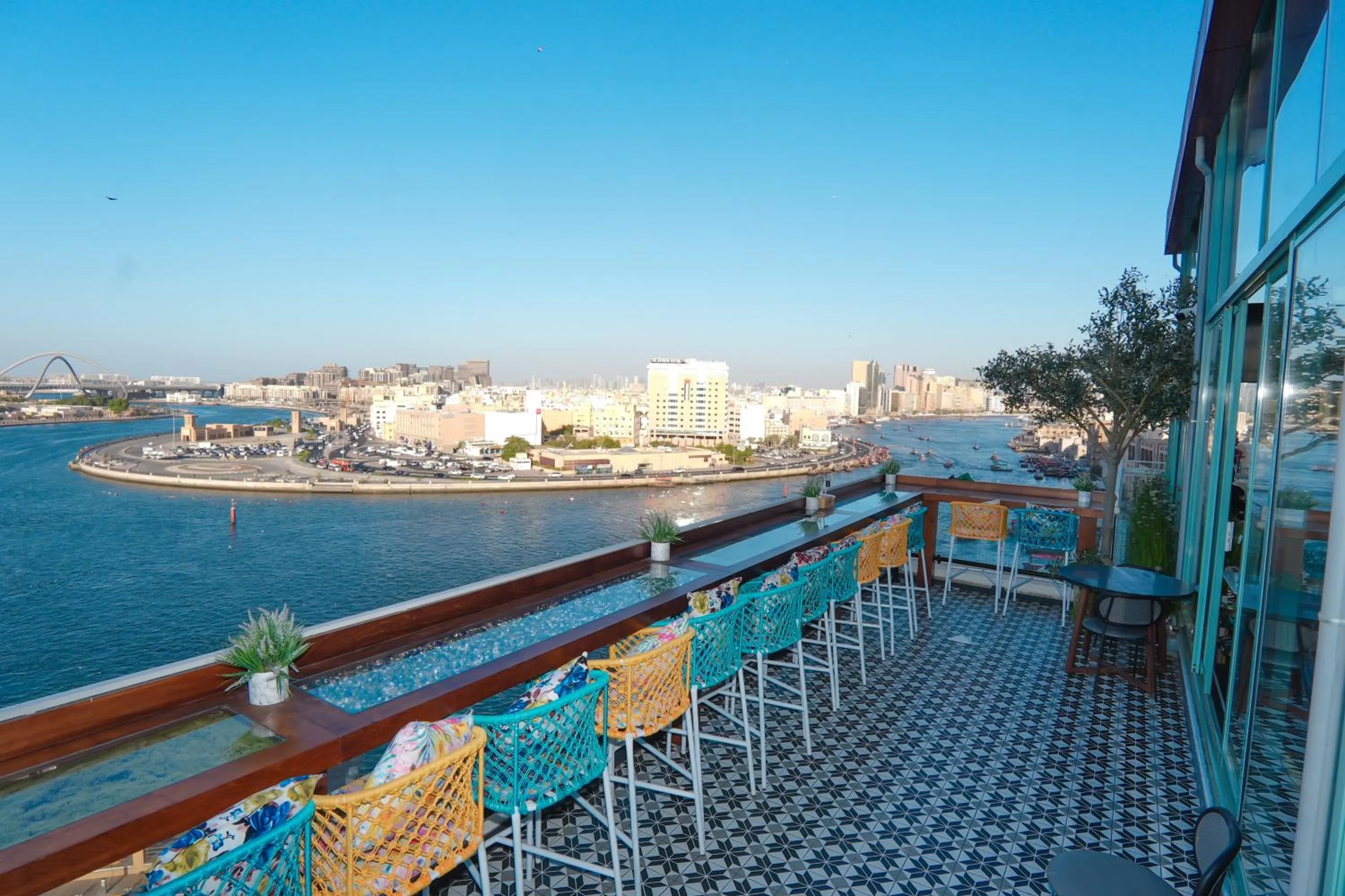 Restaurant/places to eat in Concorde Creek View Hotel Bur Dubai