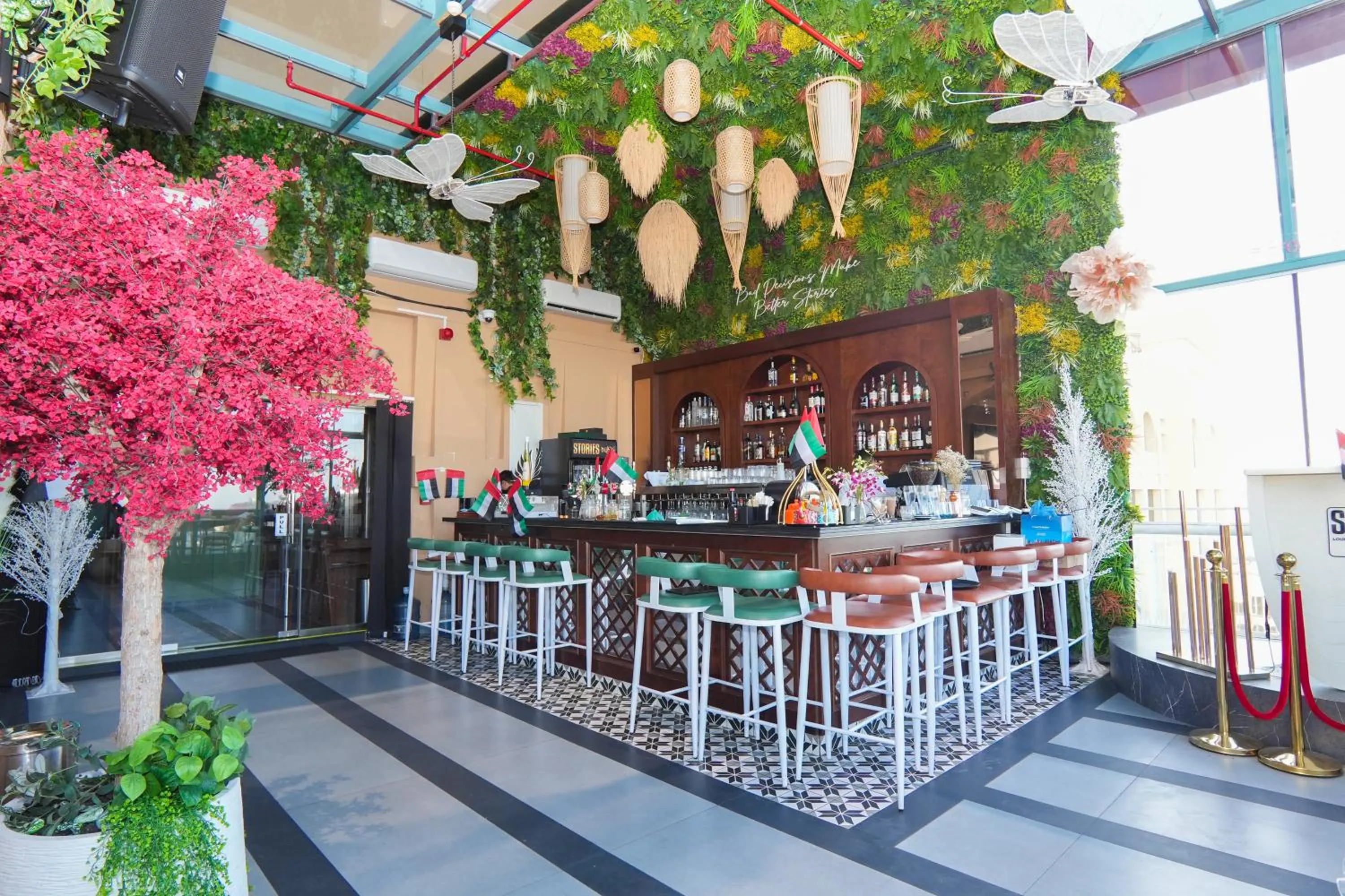 Restaurant/places to eat in Concorde Creek View Hotel Bur Dubai