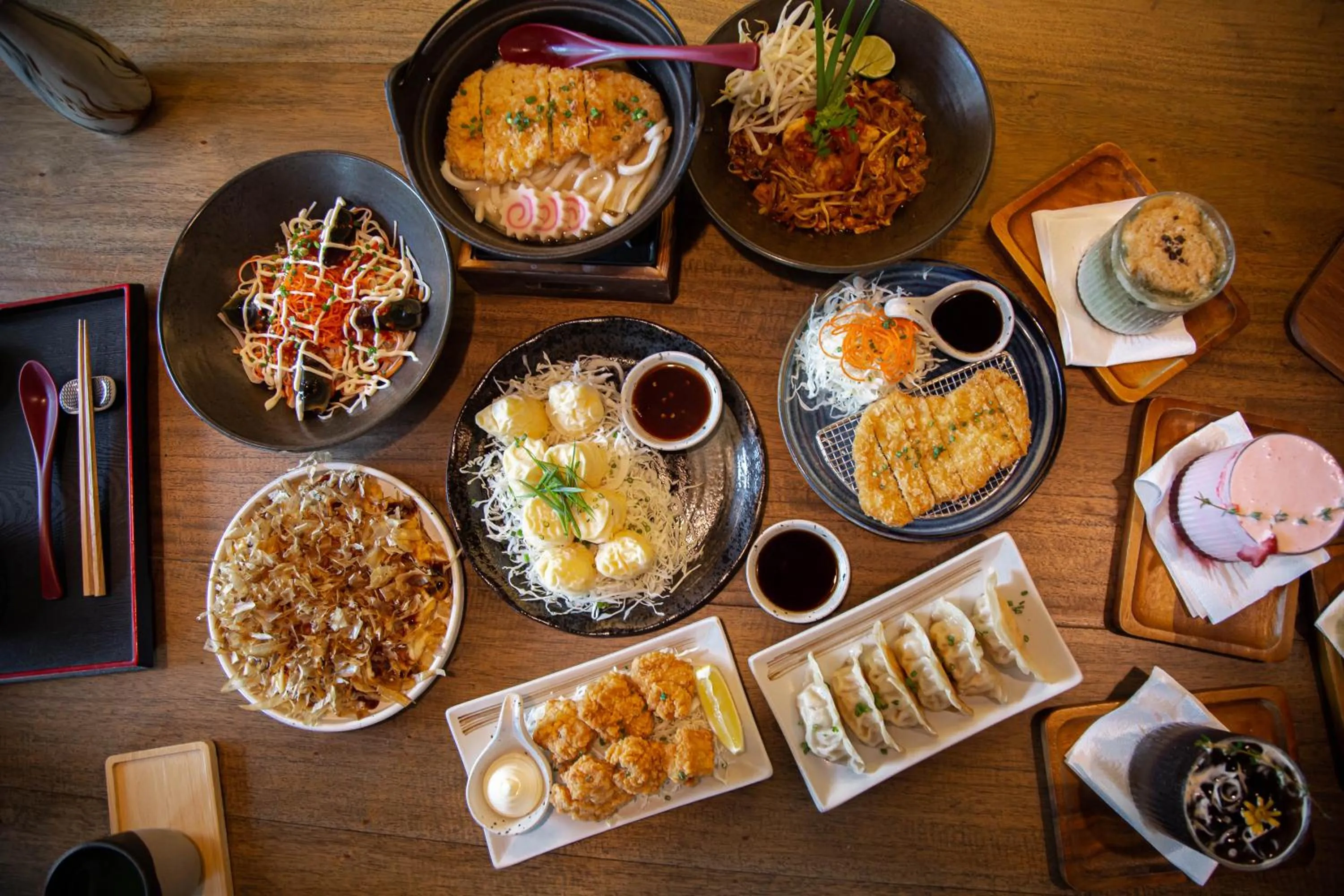 Food and drinks in The Arch Phuket Hotel