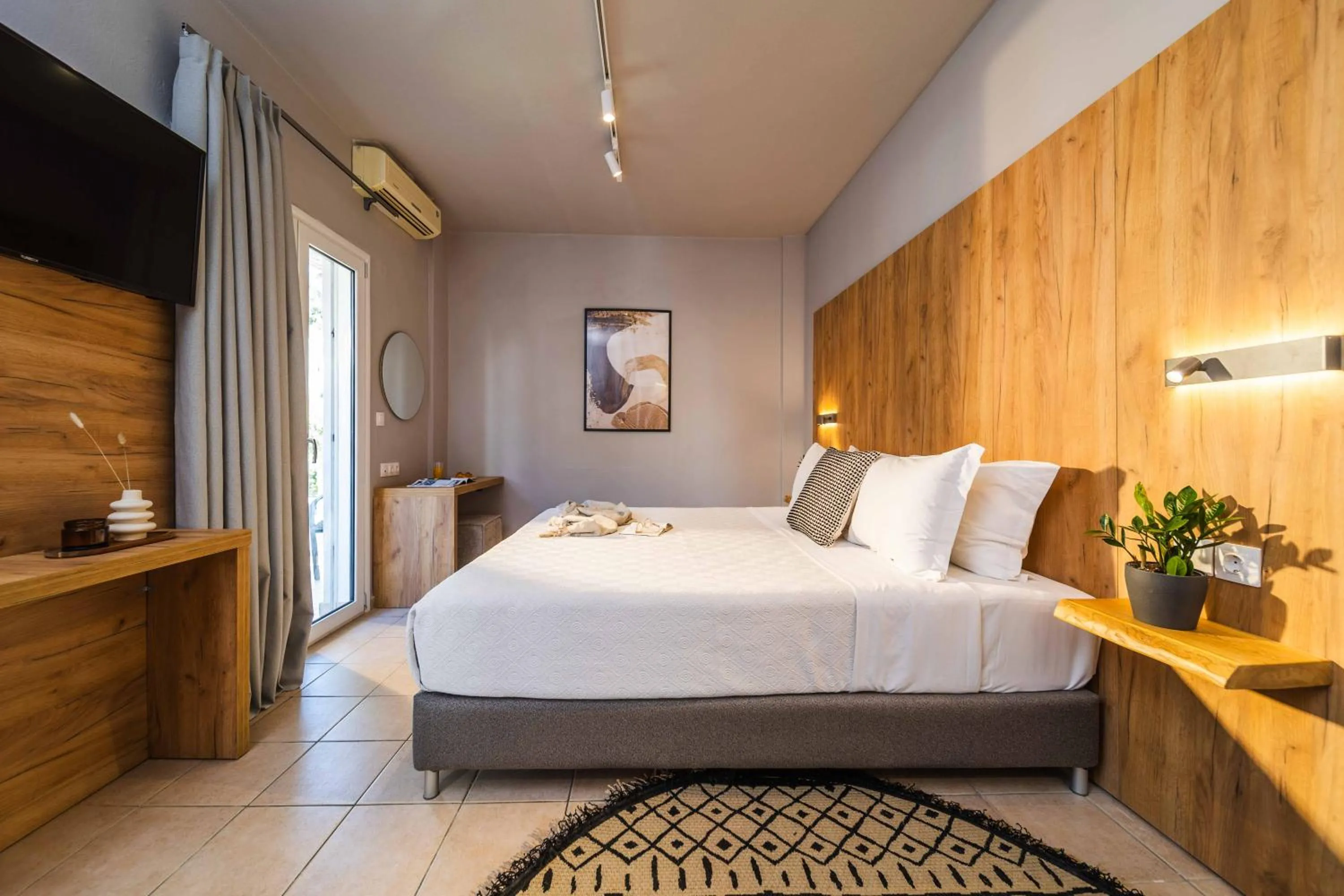 Bedroom, Bed in Skiathos Avaton Garden, Philian Hotels and Resorts