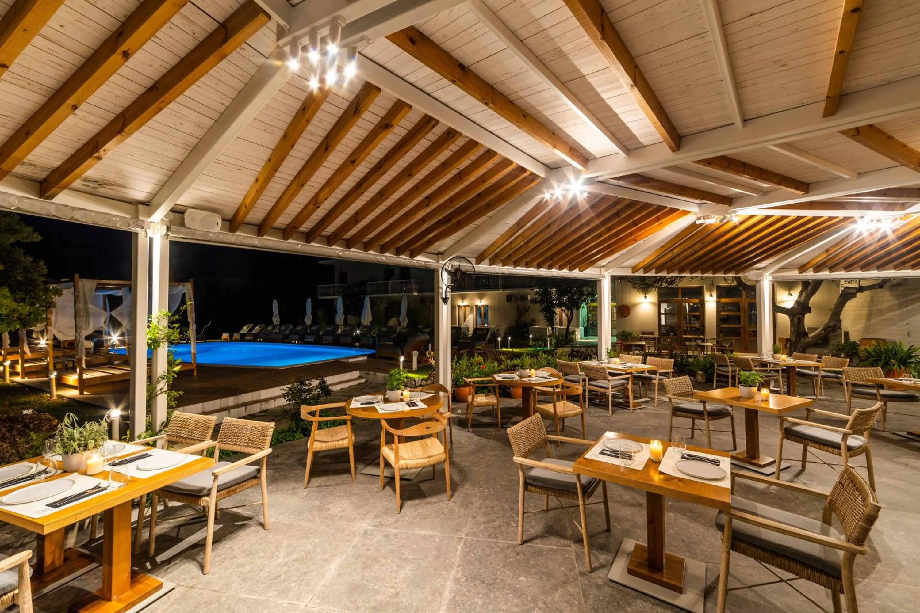 Restaurant/places to eat in Skiathos Avaton Garden, Philian Hotels and Resorts