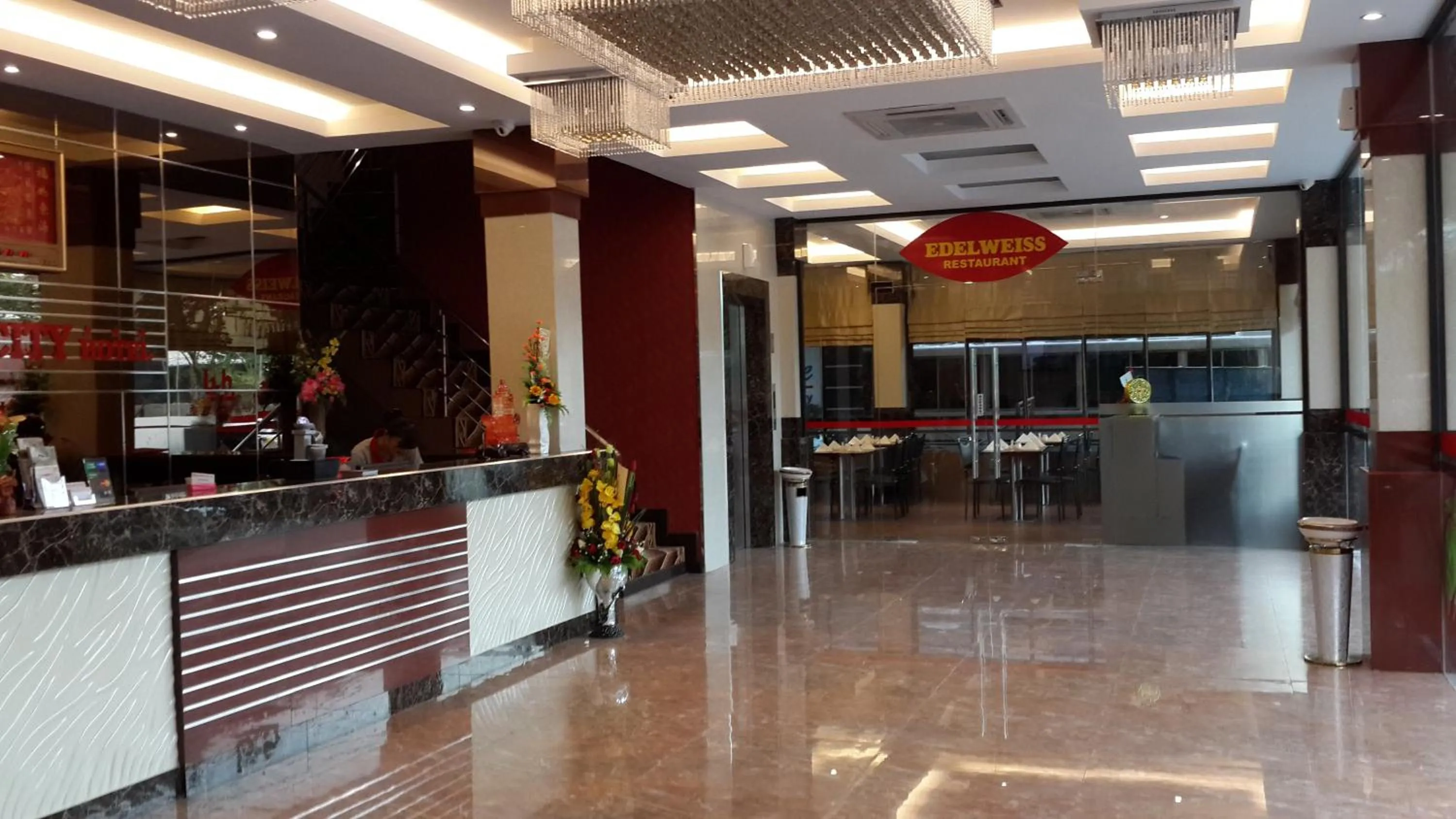 Lobby or reception in Batam City Hotel
