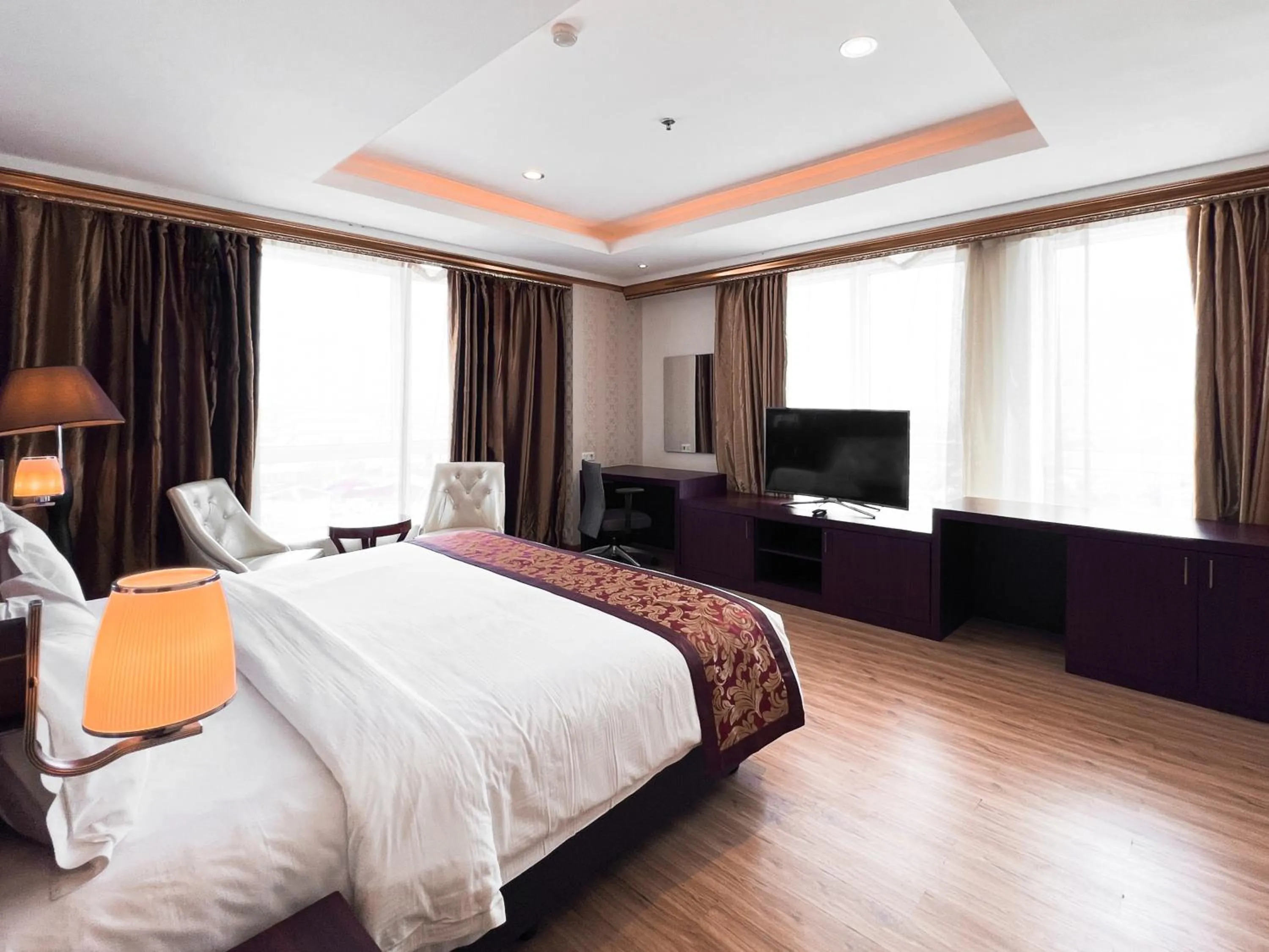 Bed in Batam City Hotel