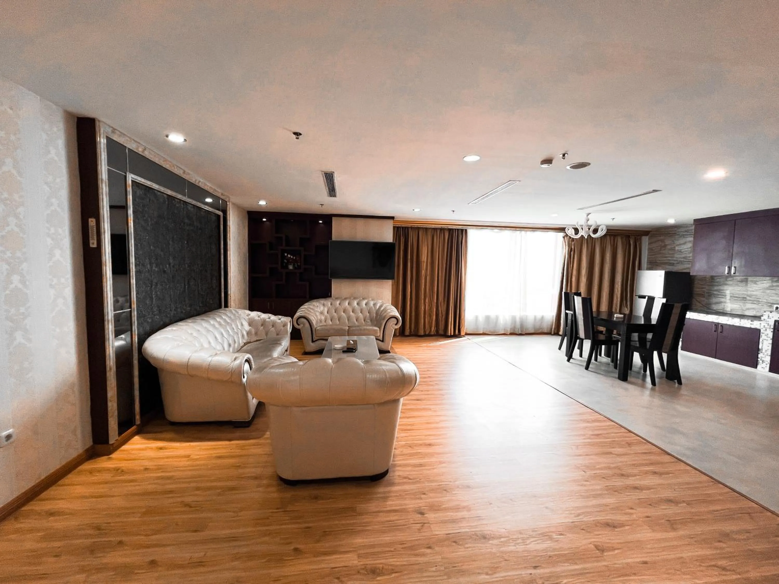 Bed in Batam City Hotel