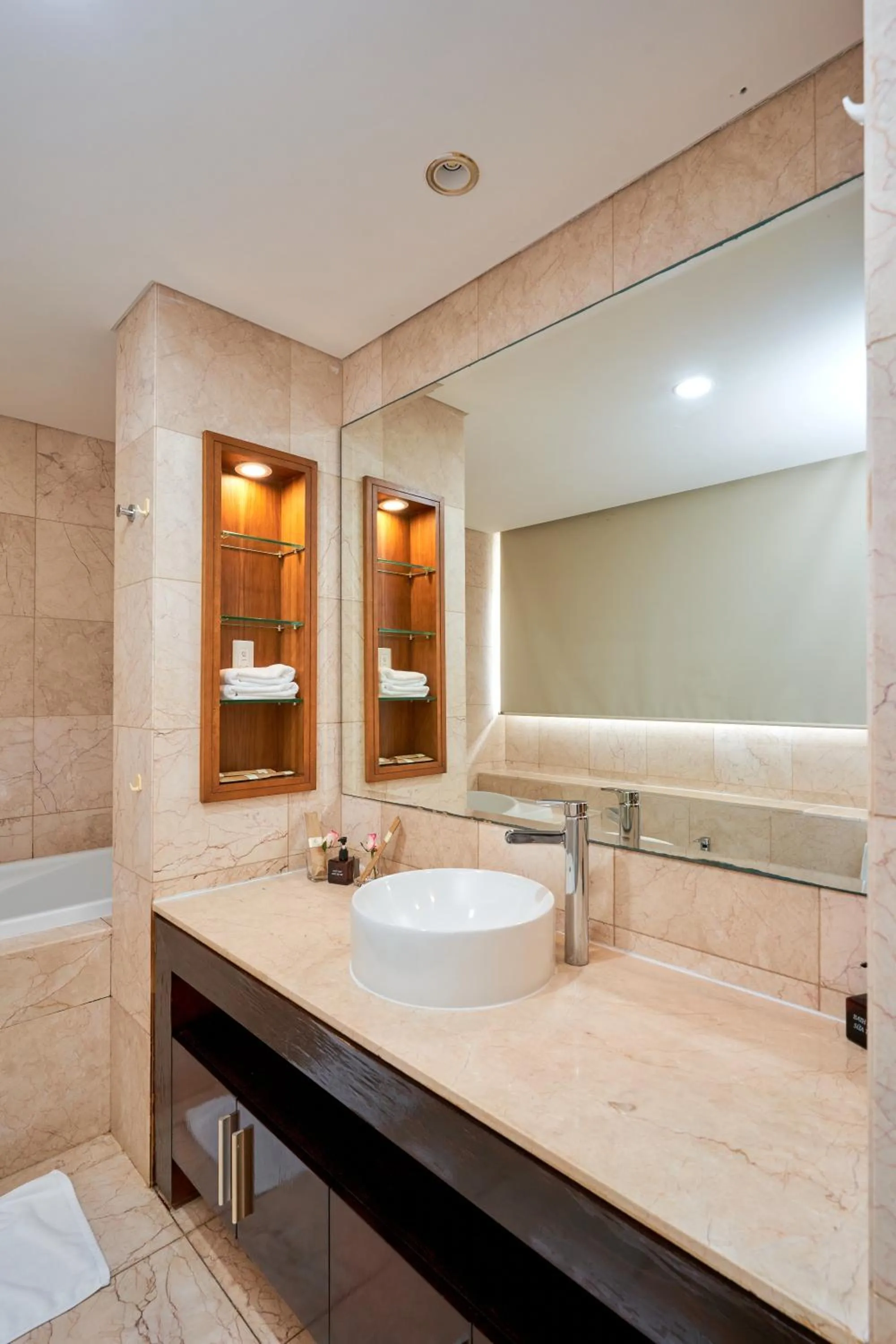 Ocean Beach Villas Danang