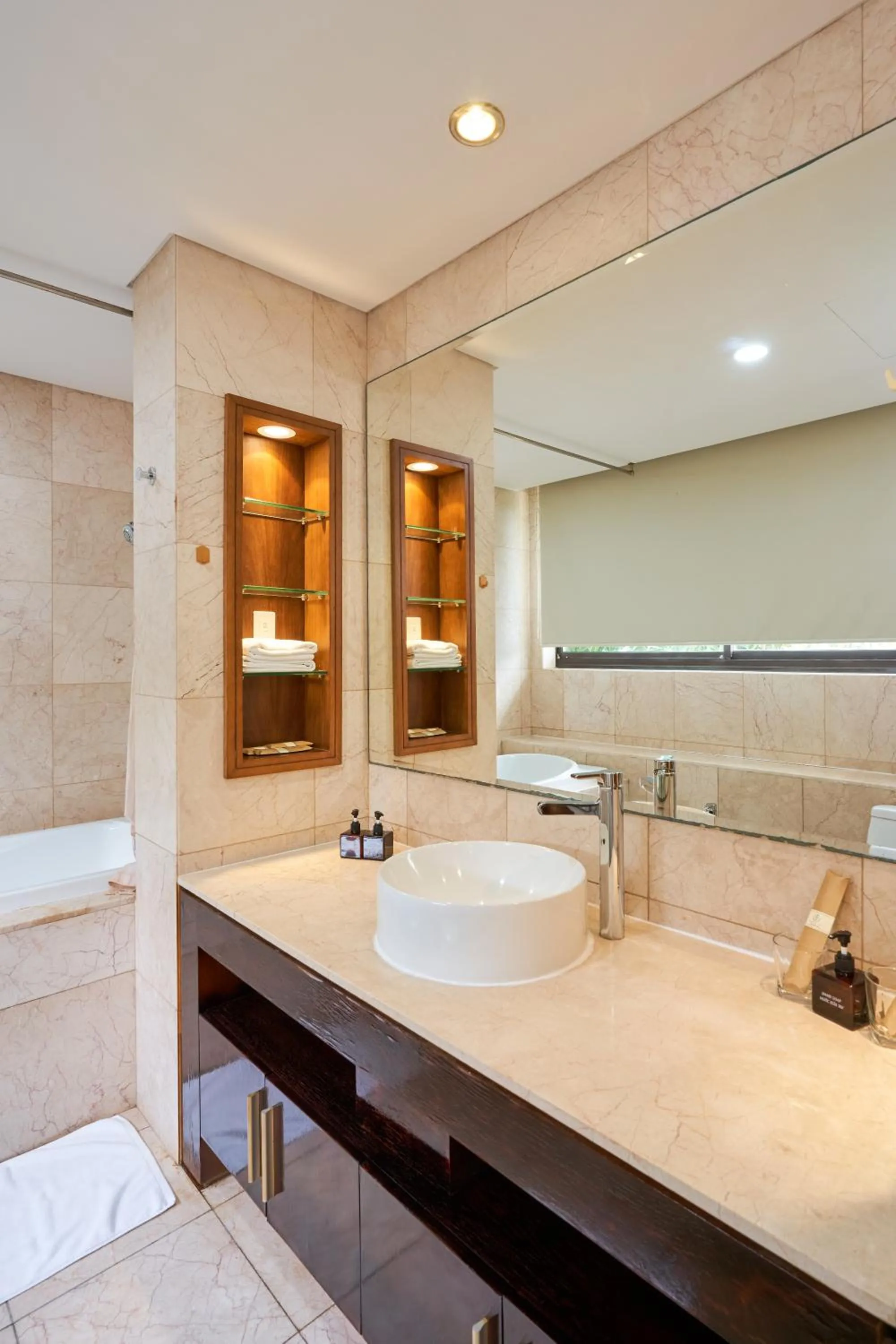 Shower in Ocean Beach Villas Danang